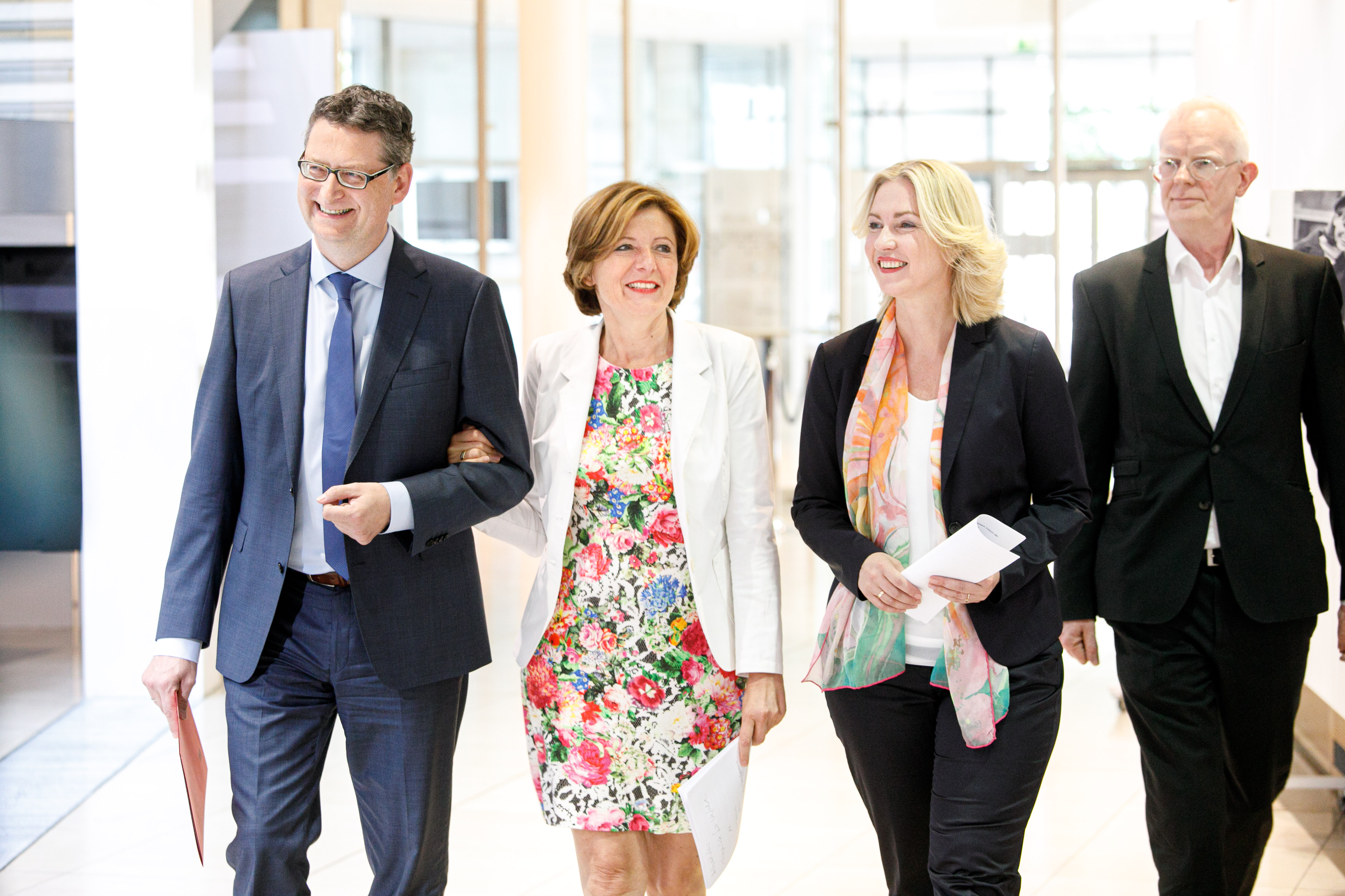 Verstehen sich nicht als „Verwaltungsdirektoren“: Die drei kommissarischen SPD-Vorsitzenden Manuela Schwesig, Thorsten Schäfer-Gümbel und Malu Dreyer (v.l.) organisieren die Mitgliederbefragung und  treiben die Prozesse in der Partei weiter voran.