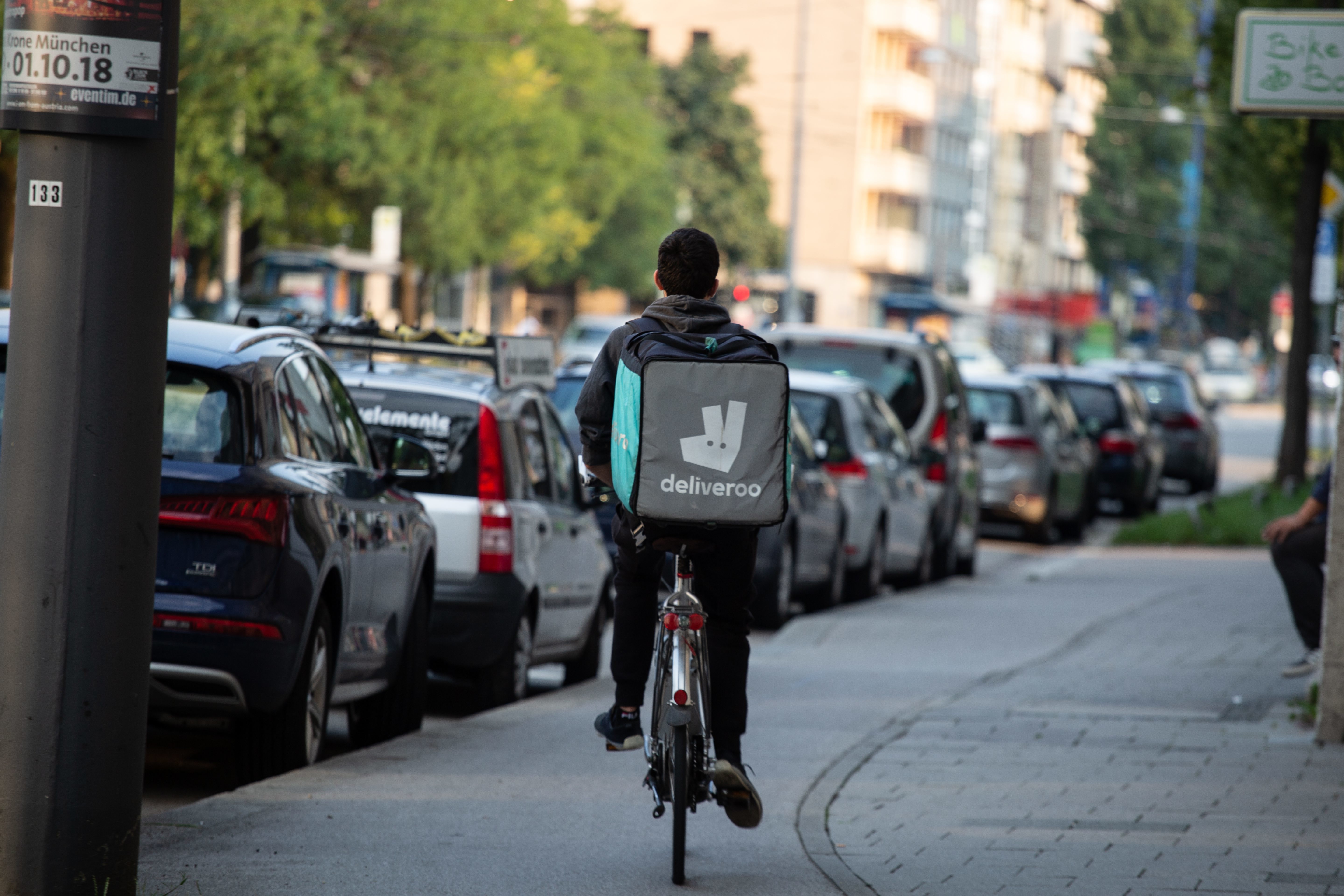 Kurier des Lieferdienstes „Deliveroo“