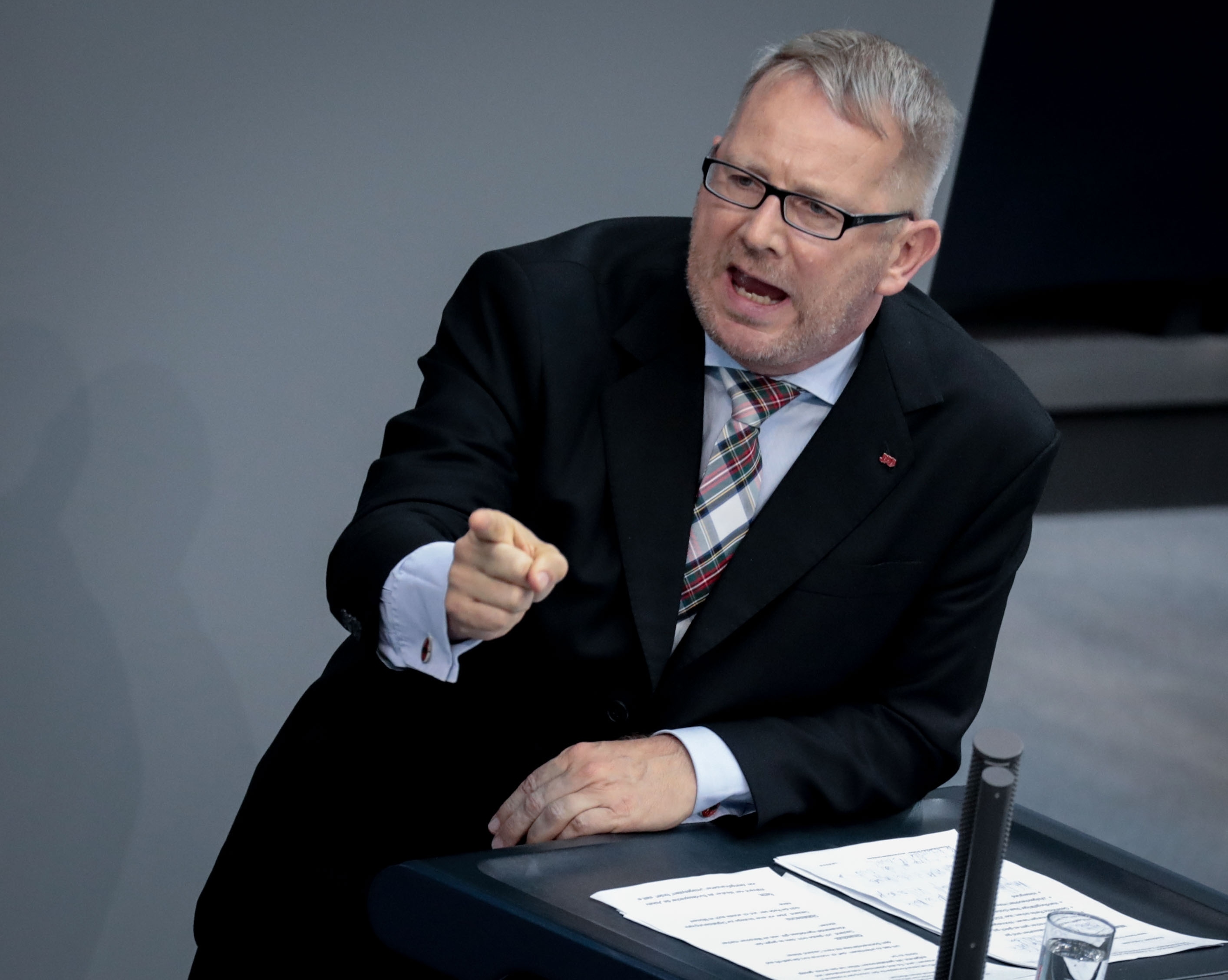 SPD-Abgeordneter Johannes Kahrs: Ich halte die AfD für eine rechtsradikale Partei.