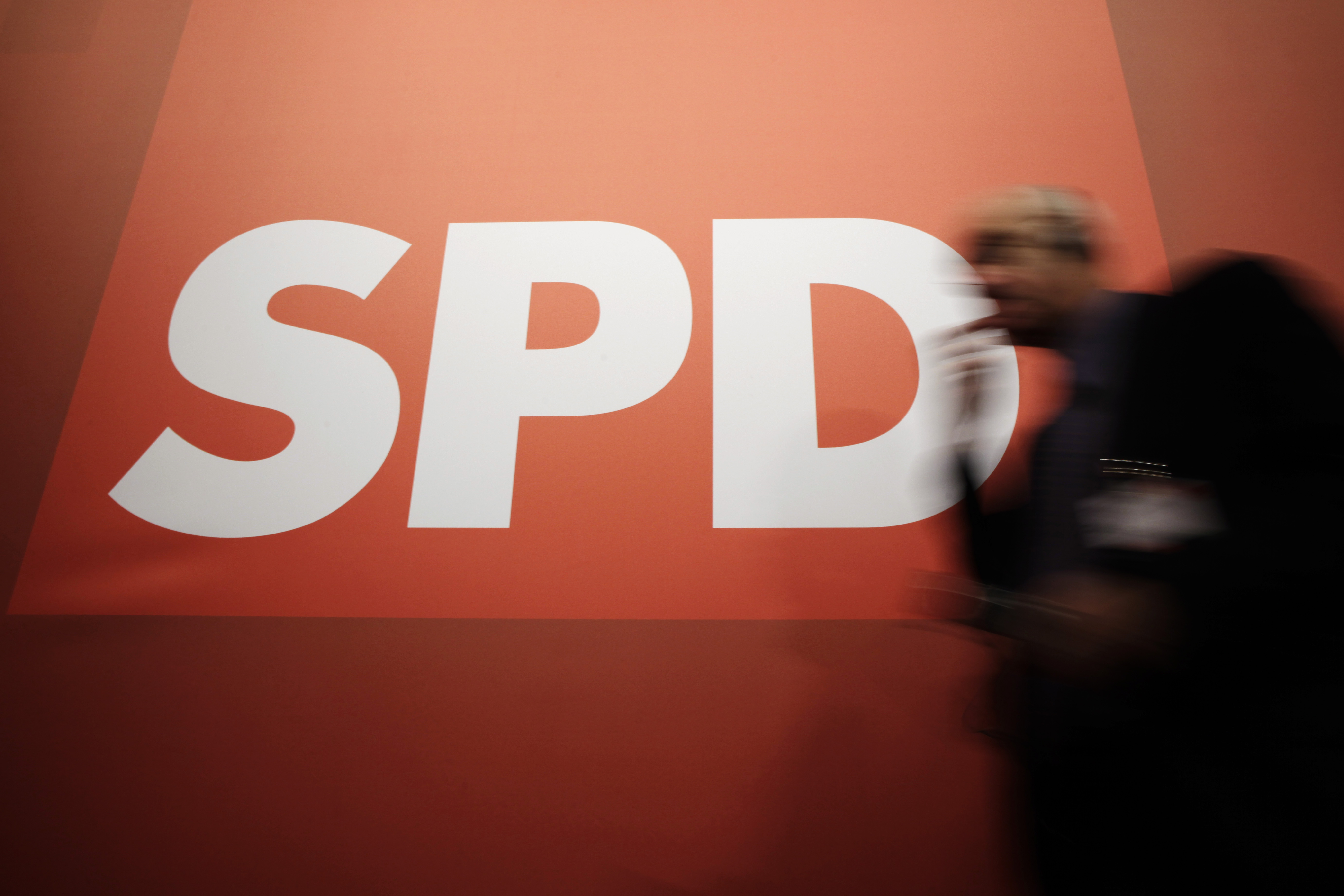 Die SPD sollte am Konzept der linken Volkspartei festhalten, fordert Julian Nida-Rümelin.