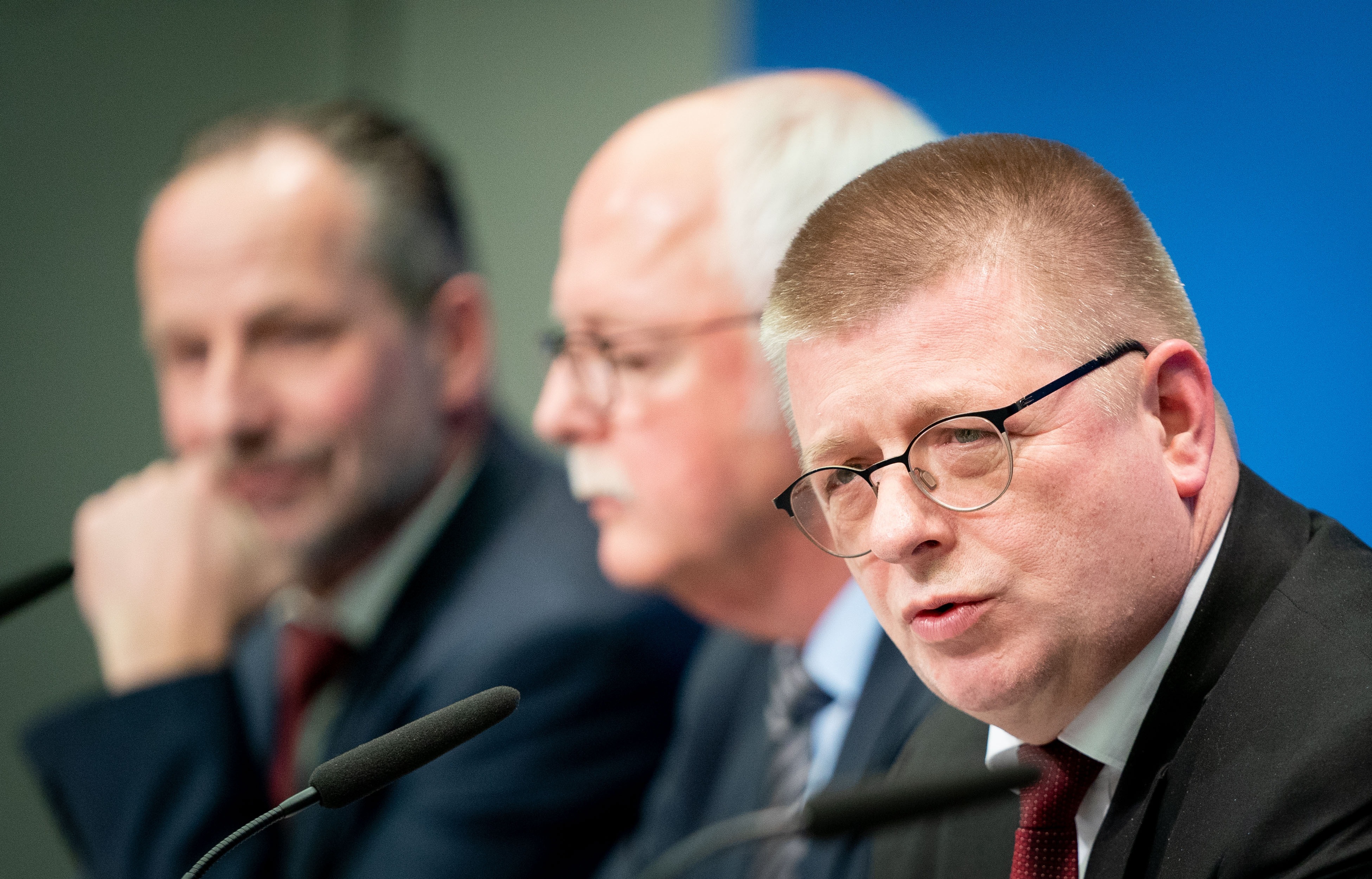 Verfassungsschutzpräsident Thomas Haldenwang auf der Pressekonferenz