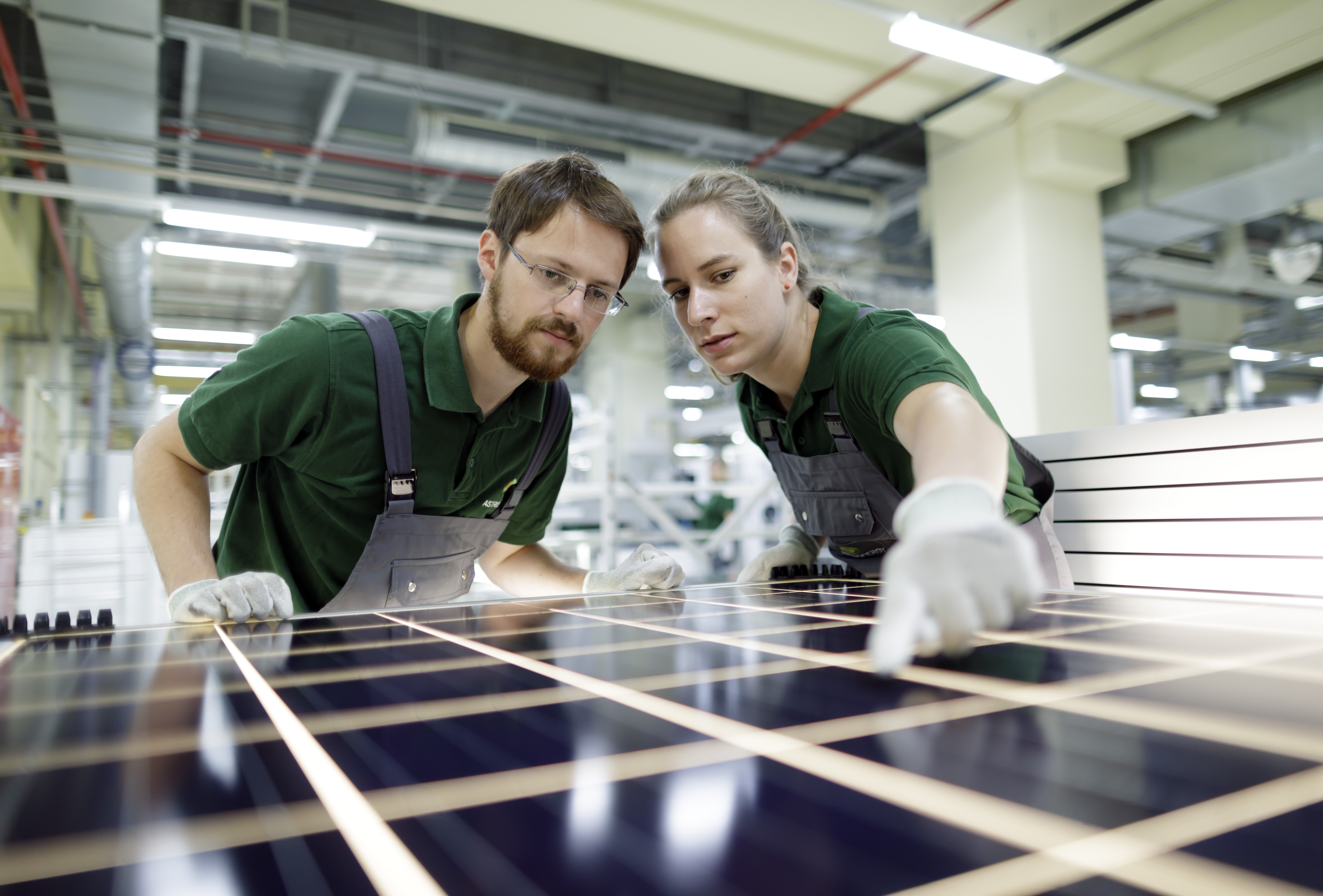 Windkraft und Photovoltaik sollen in den kommenden Jahren weiter ausgebaut werden.