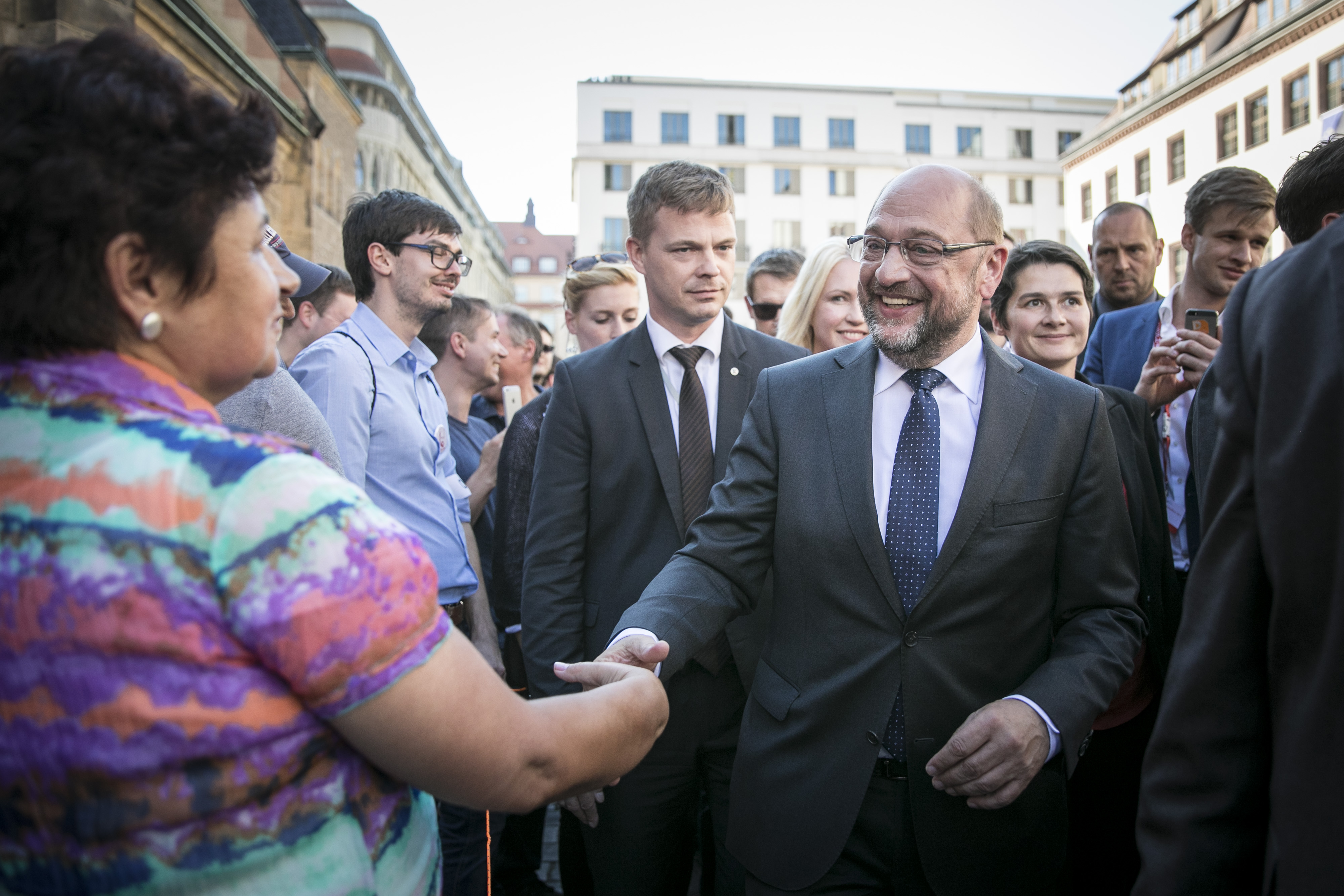Bürgernah, kompetent und menschlich – SPD-Chef und Kanzlerkandidat Martin Schulz tourt zur Zeit durch Deutschland