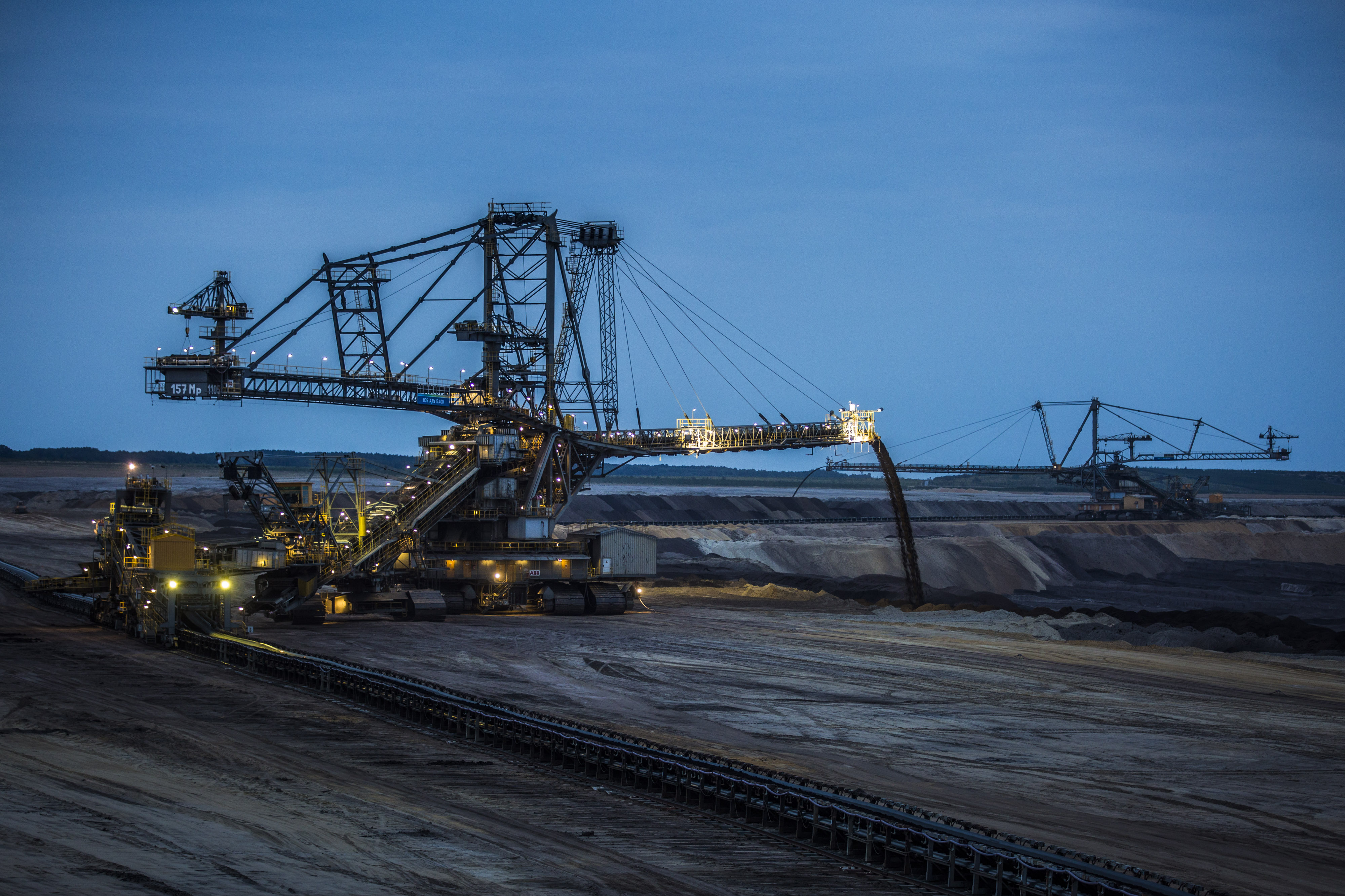 DGB-Vorstandsmitglied Stefan Körzell fordert Investitionen, um den Strukturwandel sozial gerecht zu gestalten.