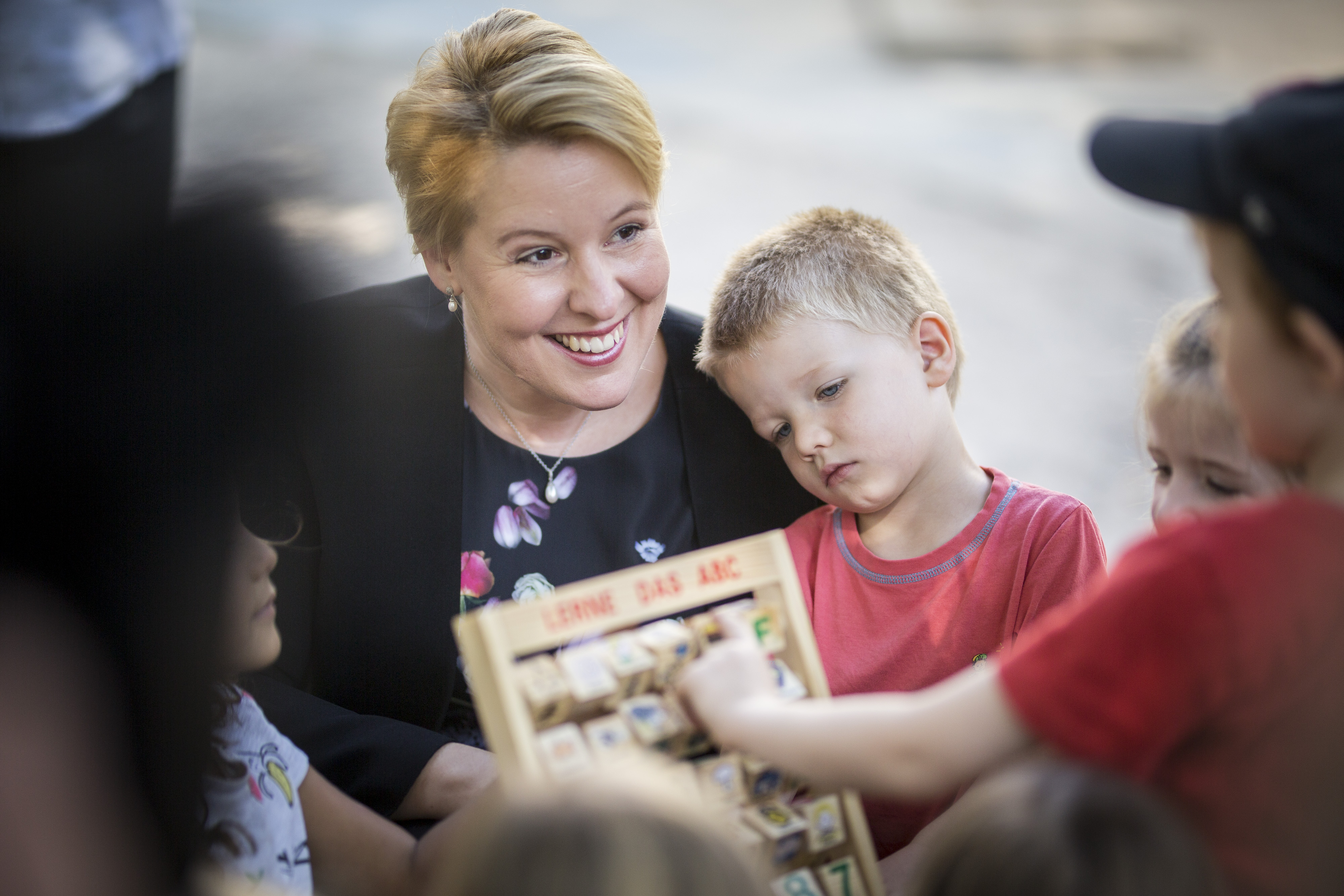 Franziska Giffey fordert bedarfsgerechte Kindergrundsicherung