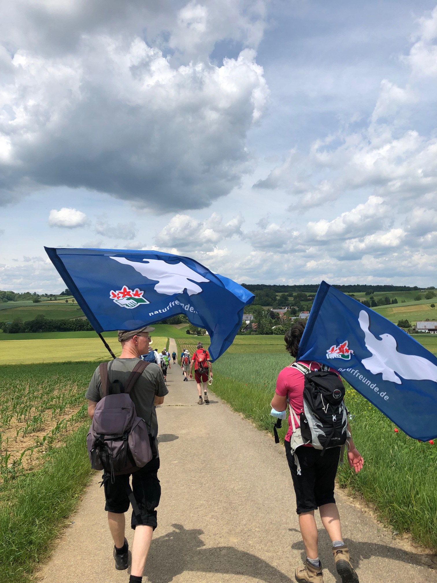  „Frieden in Bewegung“: Tausende NaturFreunde liefen von Hannover bis zum Bodensee.