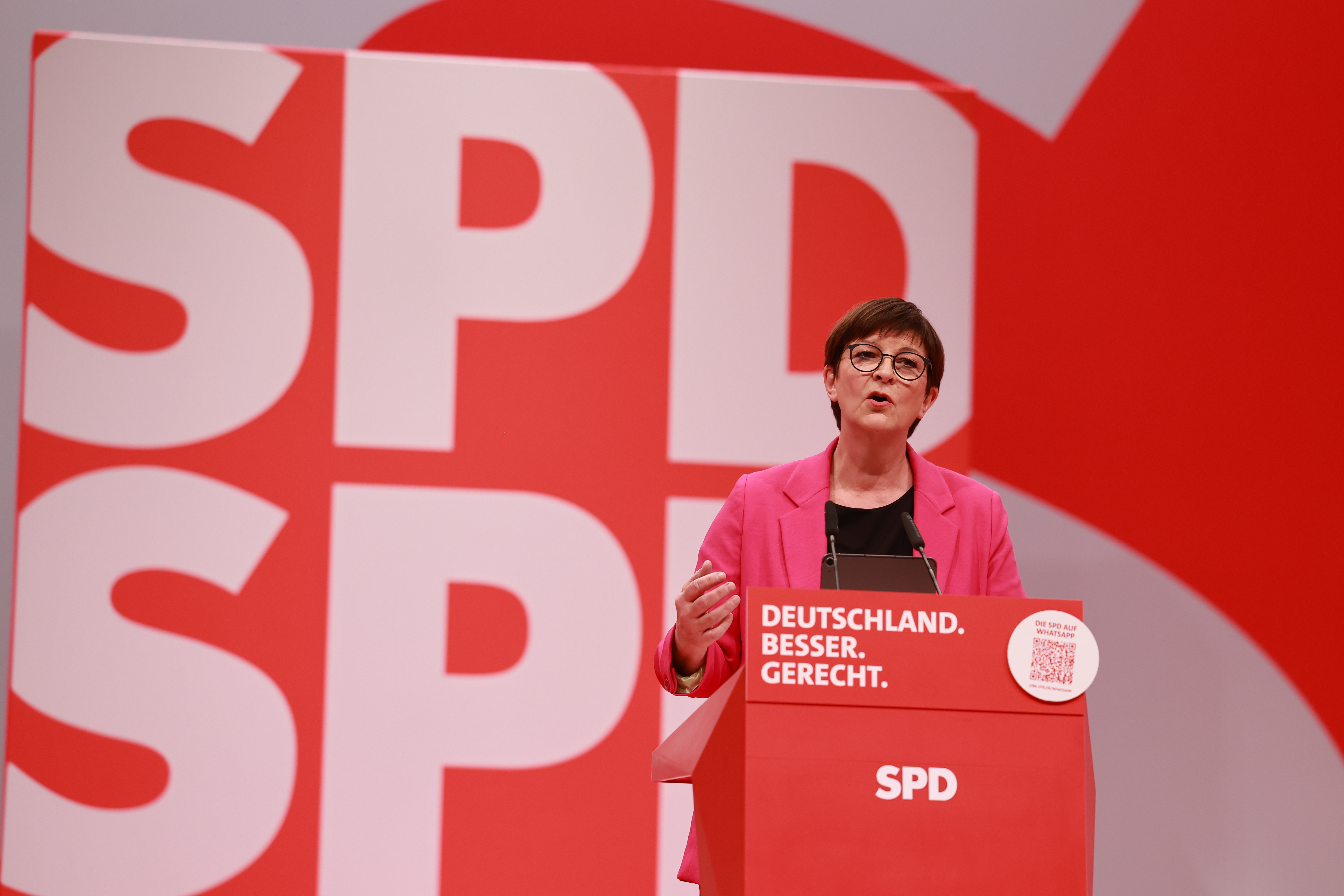 Saskia Esken wurde auf dem Bundesparteitag der SPD als Parteivorsitzende wiedergewählt.