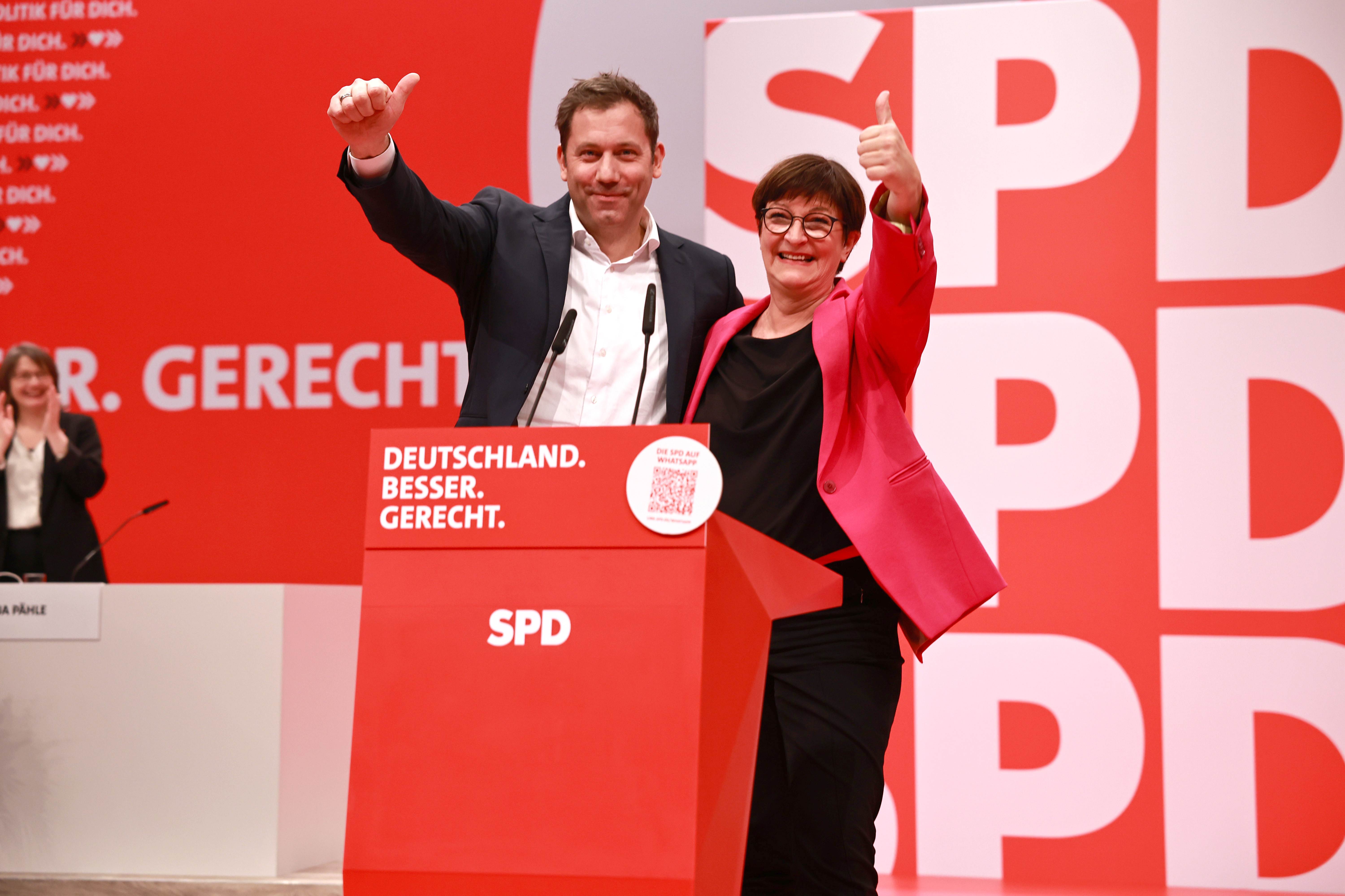 Lars Klingbeil und Saskia Esken bleiben SPD-Vorsitzende.