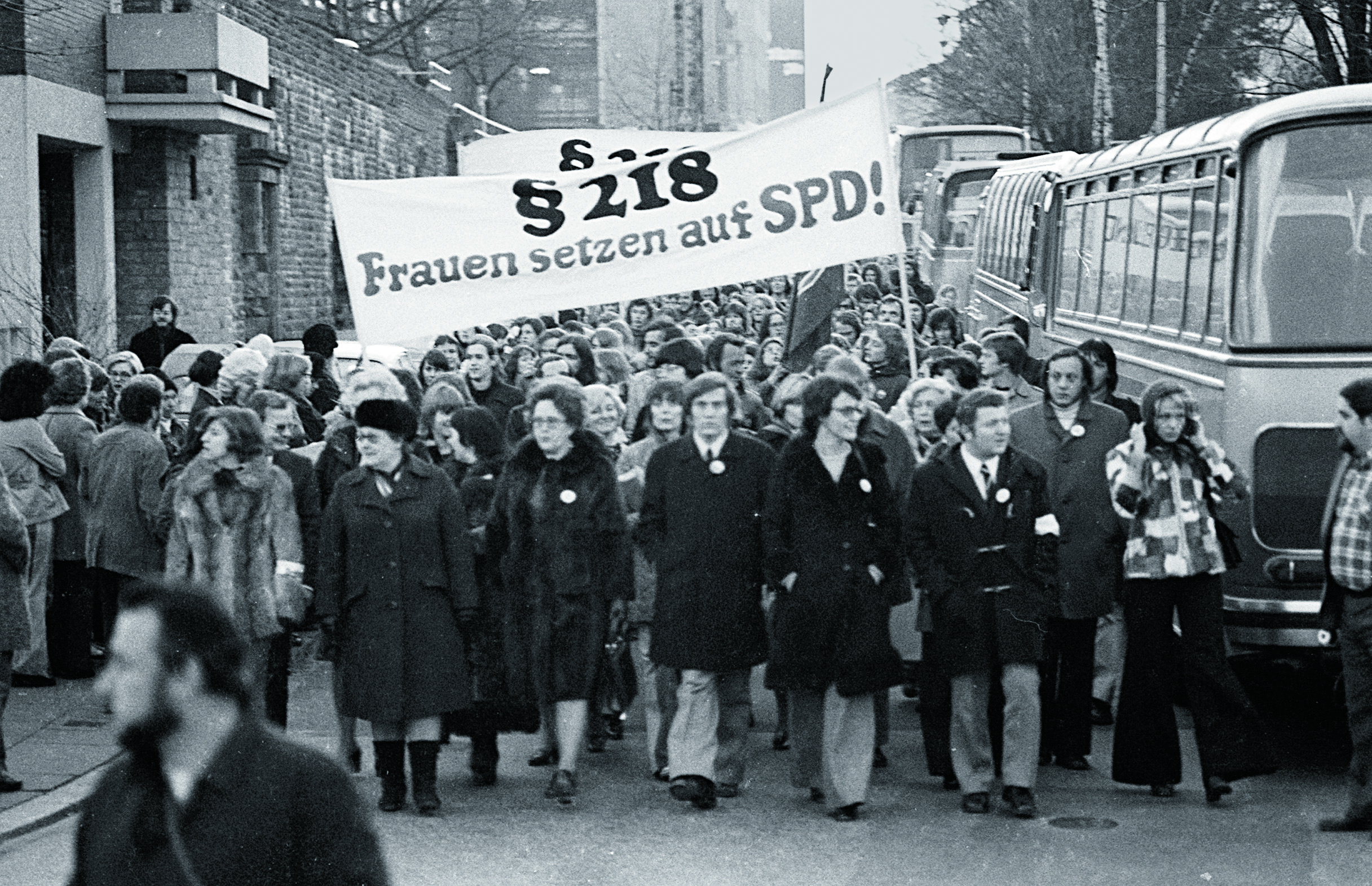 Die SPD demonstriert gegen Paragraf 218