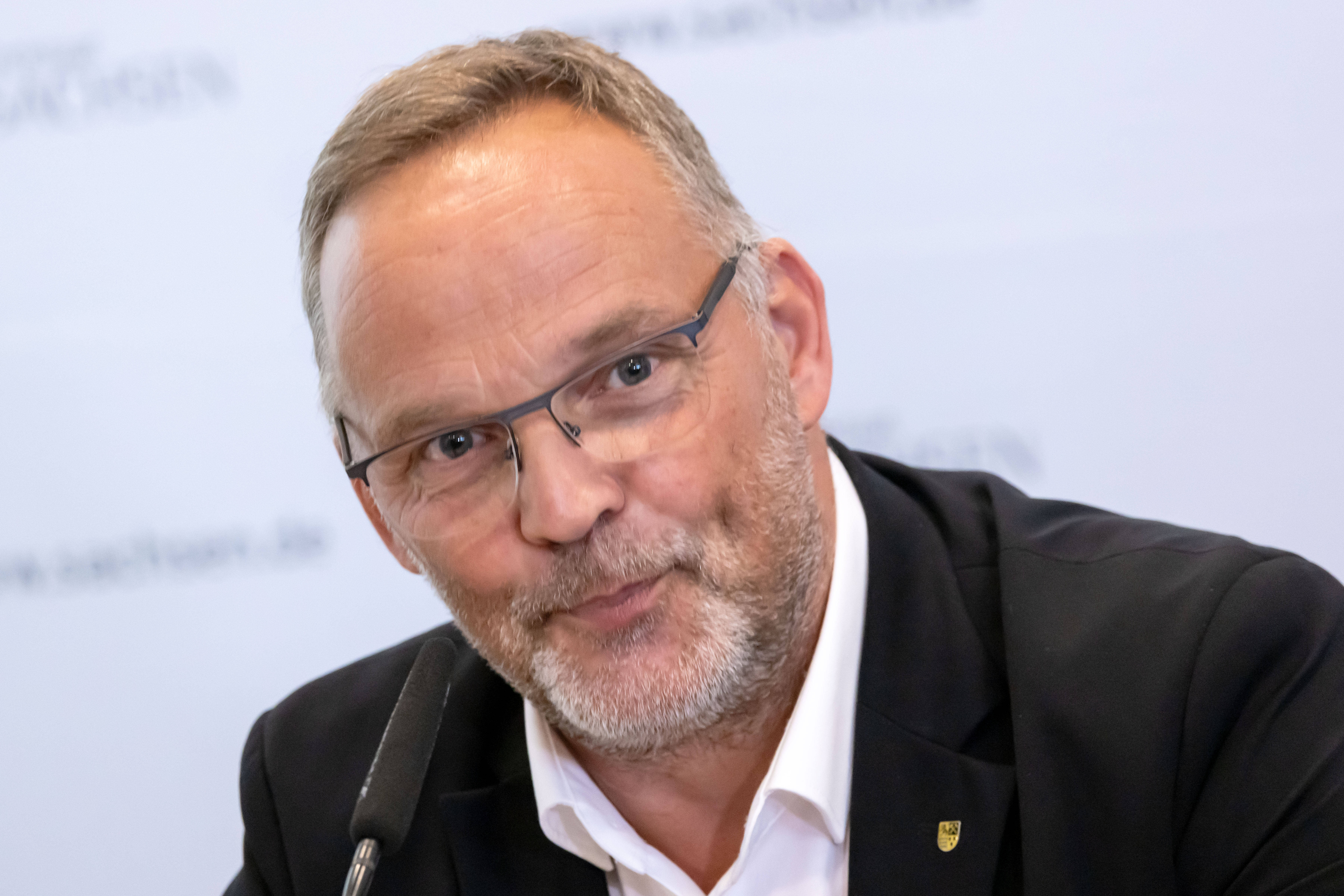 Bedrohter Landrat Dirk Neubauer: „Das nützt nur denen, die Demokratie zerstören wollen.“