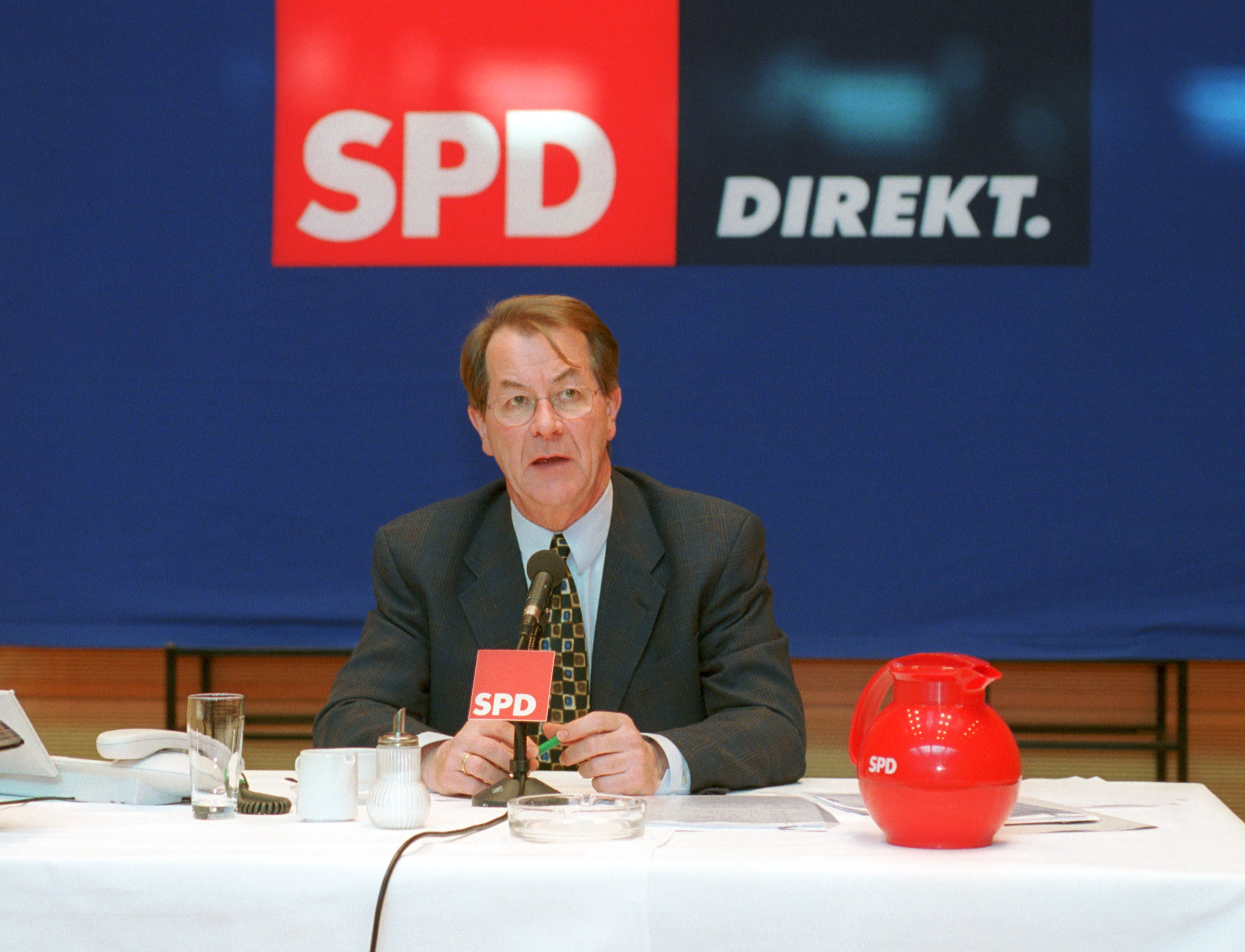 1999 wird Franz Müntefering der erste SPD-Generalsekretär.