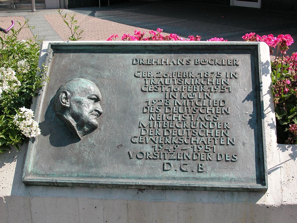 Gedenktafel am Hans-Böckler-Platz in Mülheim an der Ruhr