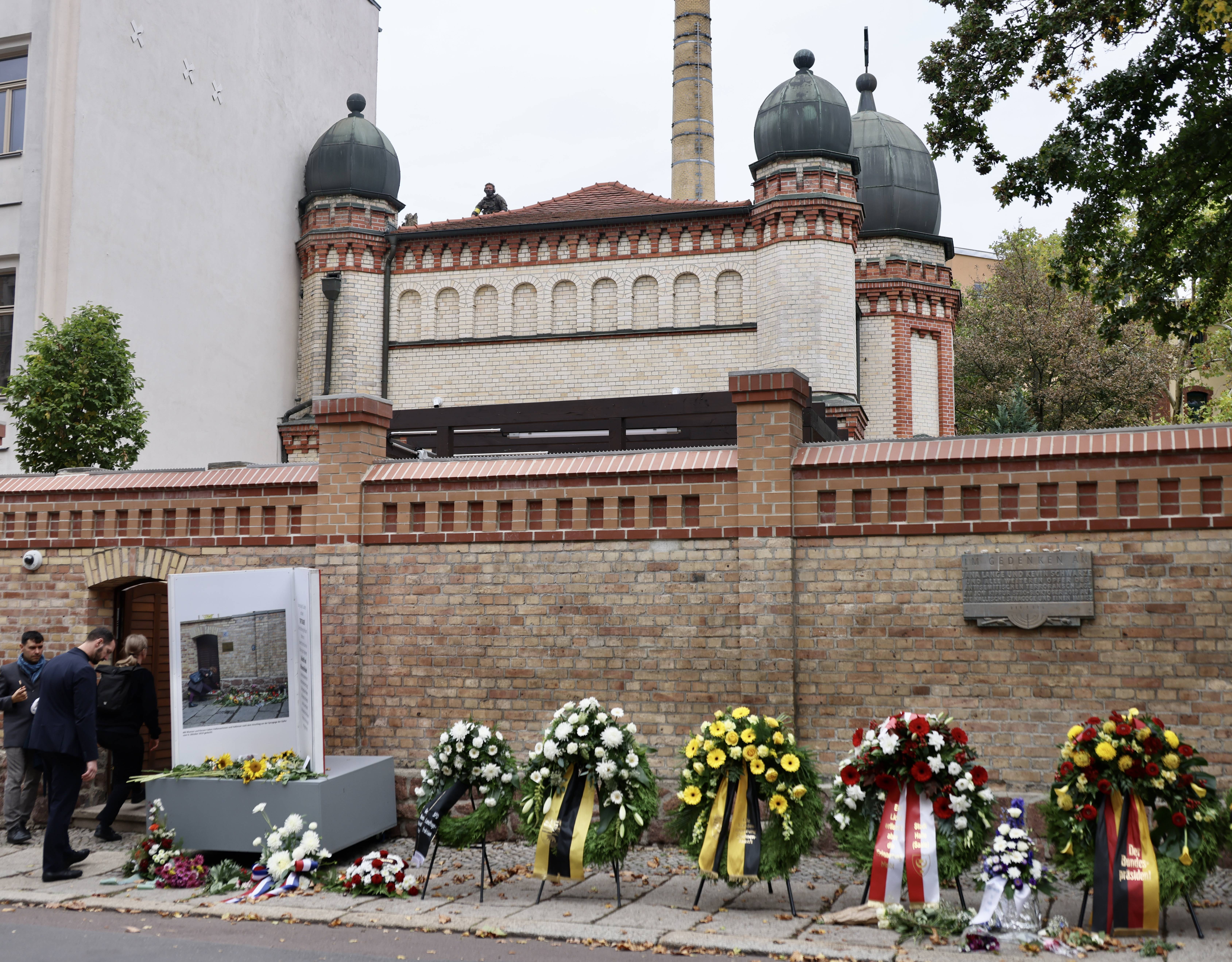 Vor fünf Jahren verübte ein Antisemit einen Anschlag auf die Synagoge in Halle, in dessen Folge zwei Menschen starben.