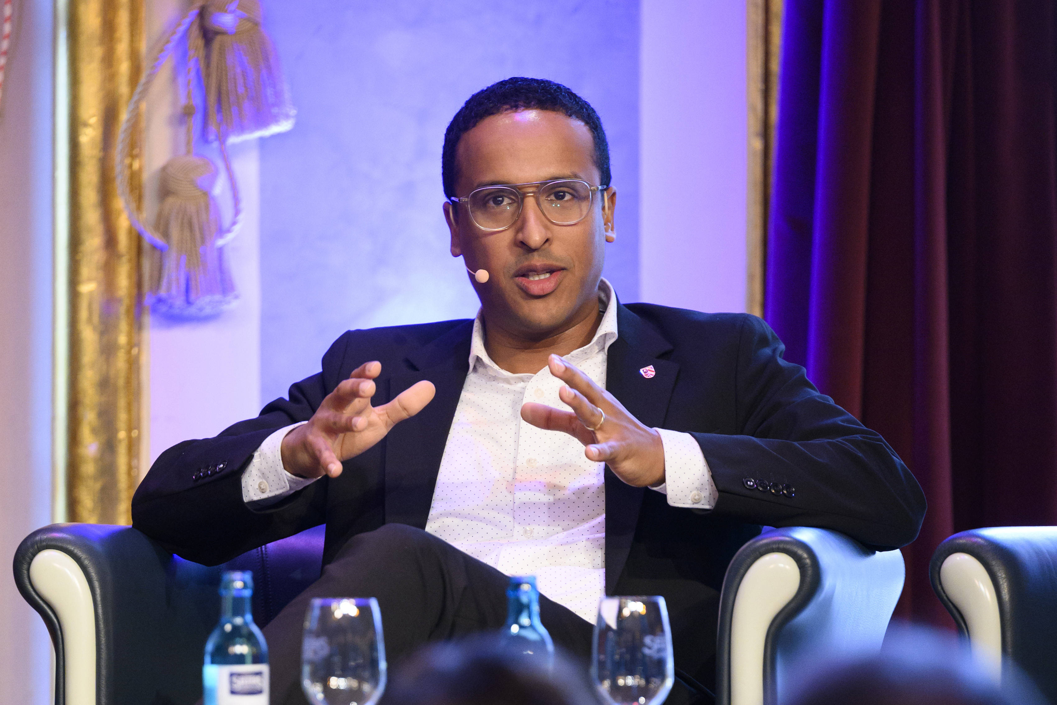 Nasser Ahmed bei einer Veranstaltung in Nürnberg