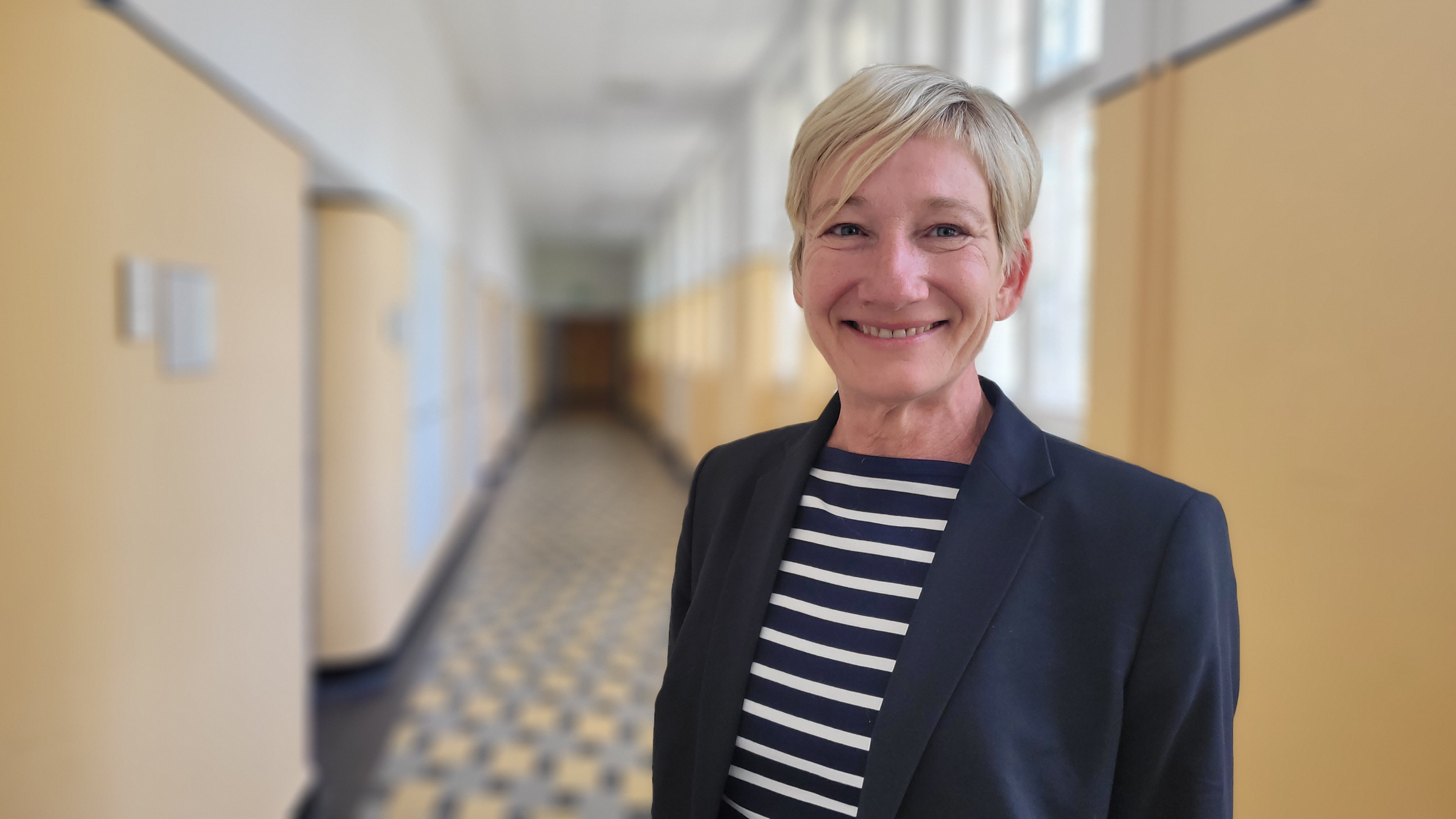 Katja Robinson ist Professorin für rechtliche Grundlagen sozialer Professionen an der katholischen Hochschule für Sozialwesen in Berlin. 