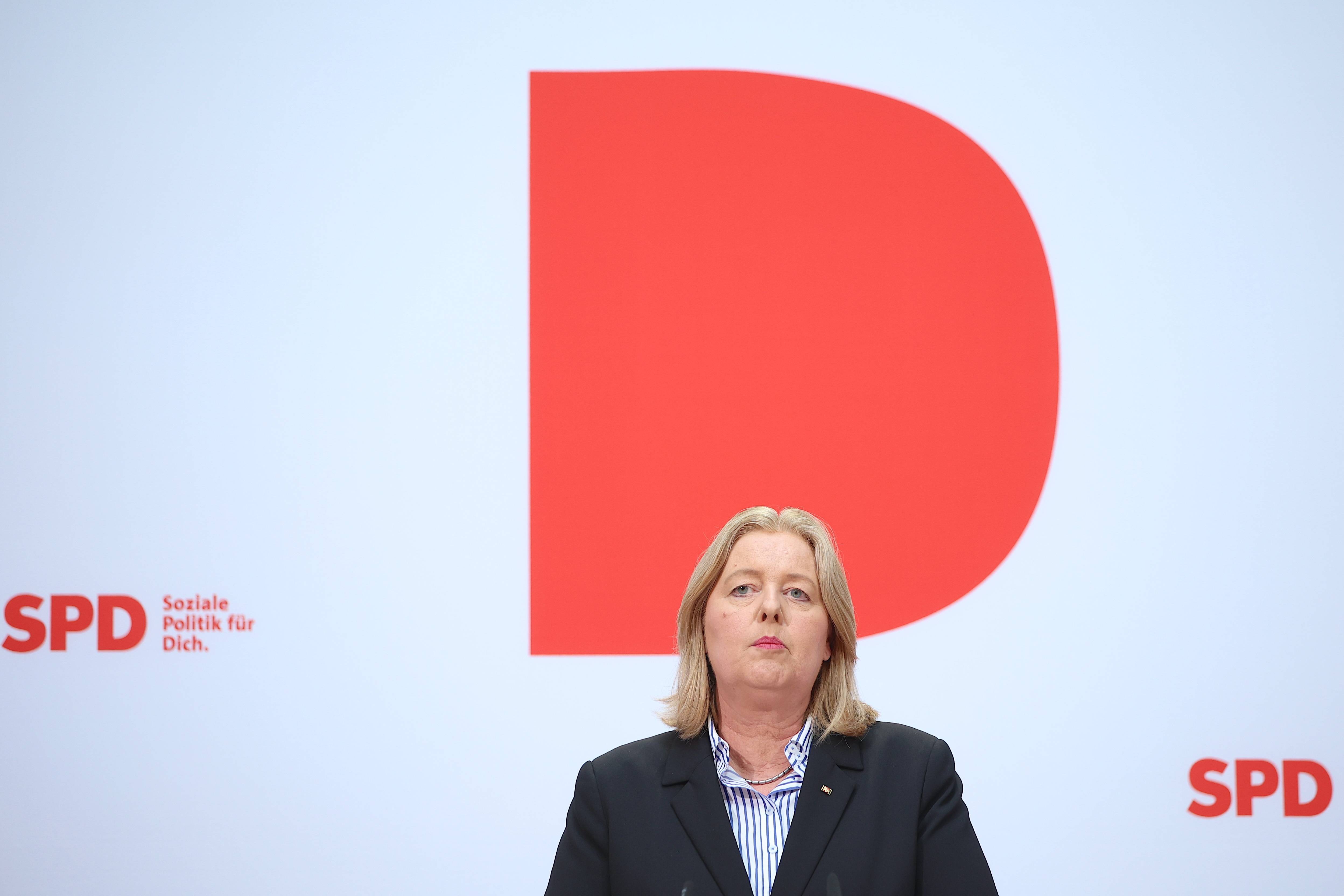 Die SPD bringt laut Co-Parteichefin Bärbel Bas eine eigene Sozialstaatskommission ein.
