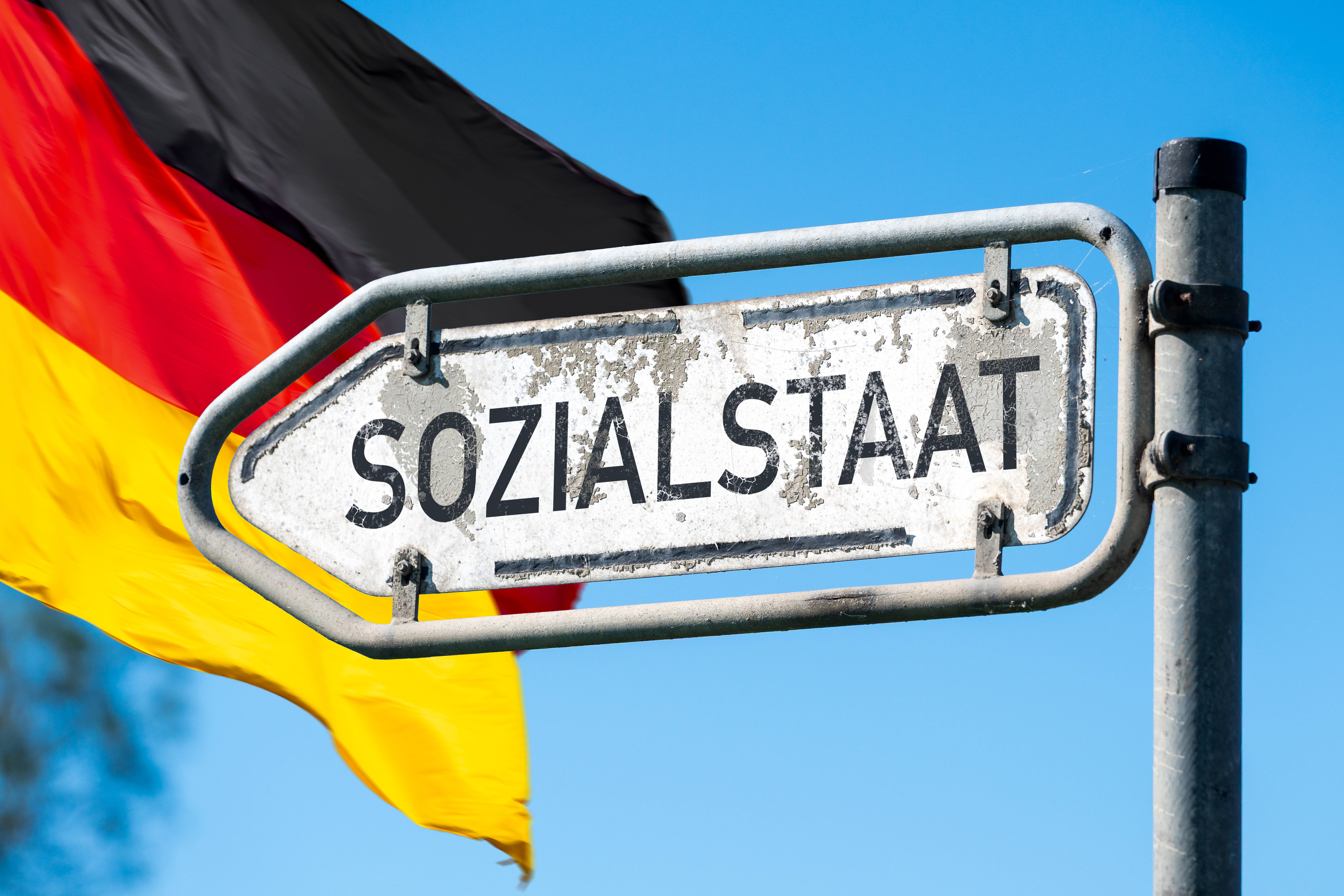 Symbolbild Sozialstaat: Mit rund 1,35 Billionen Euro waren die Sozialausgaben im vergangenen Jahr in Deutschland so hoch wie noch nie.