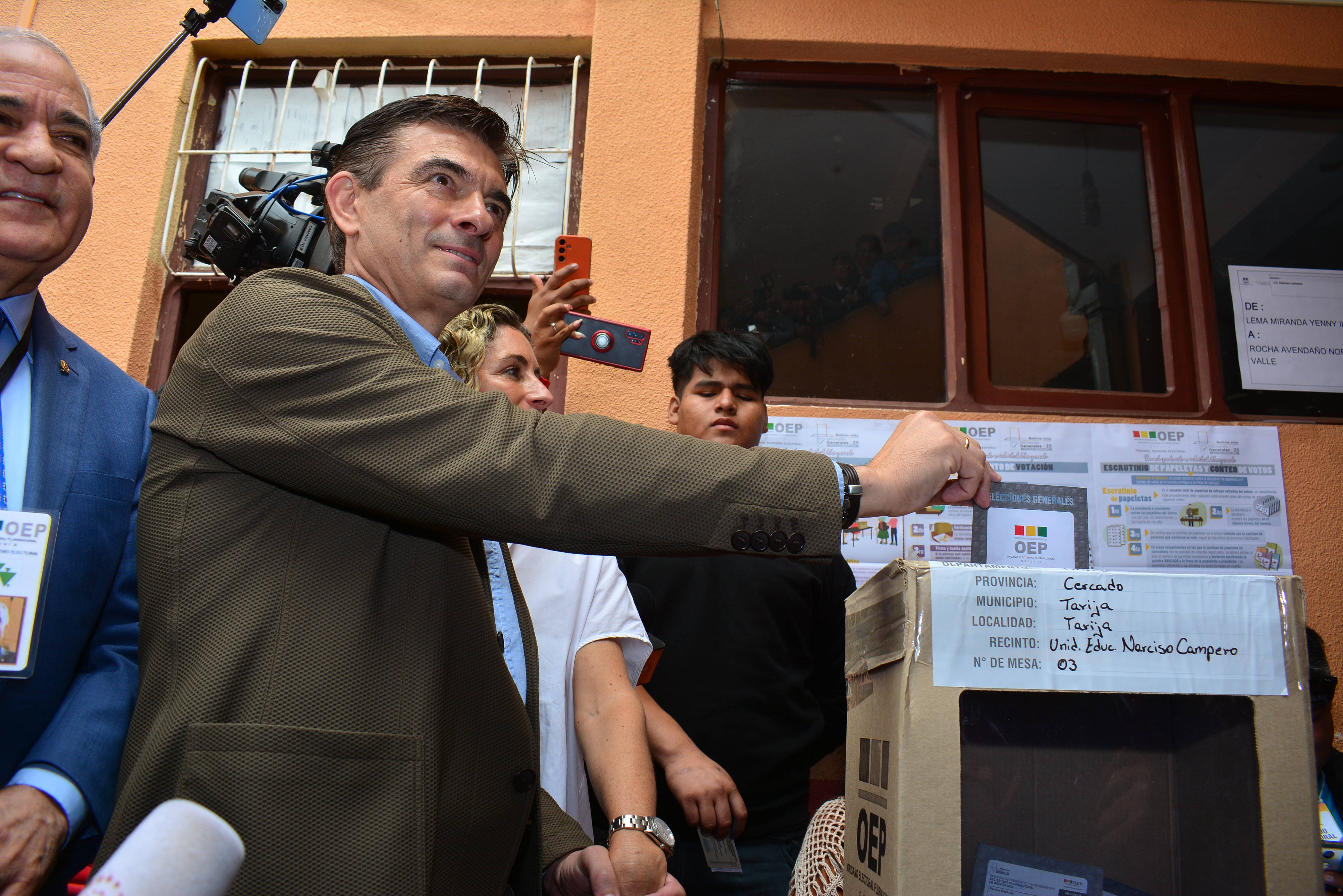 Rodrigo Paz Pereira, neuer Präsident Boliviens an der Wahlurne