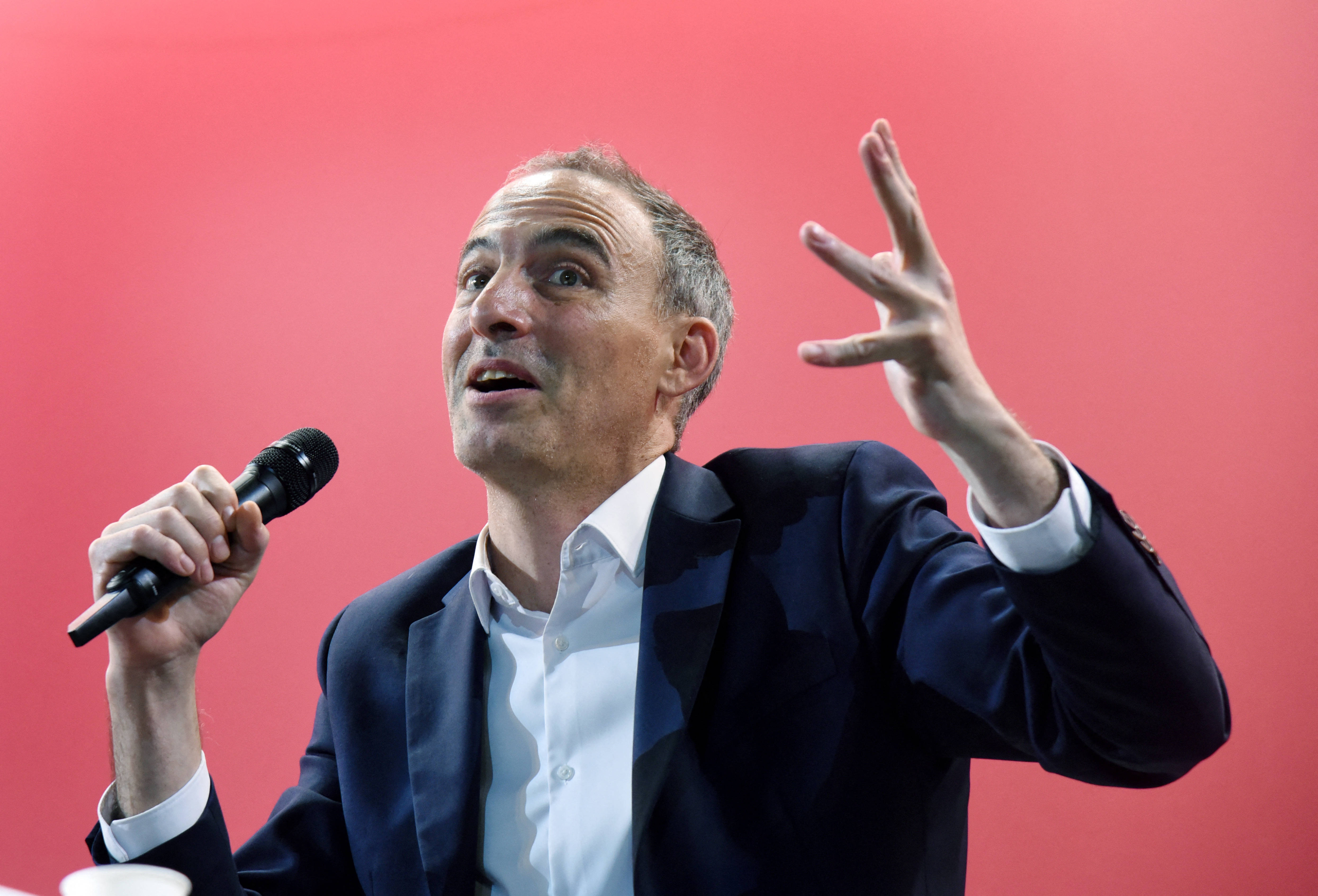 Raphaël Glucksmann bei einer Veranstaltung in Cergy-Pontoise