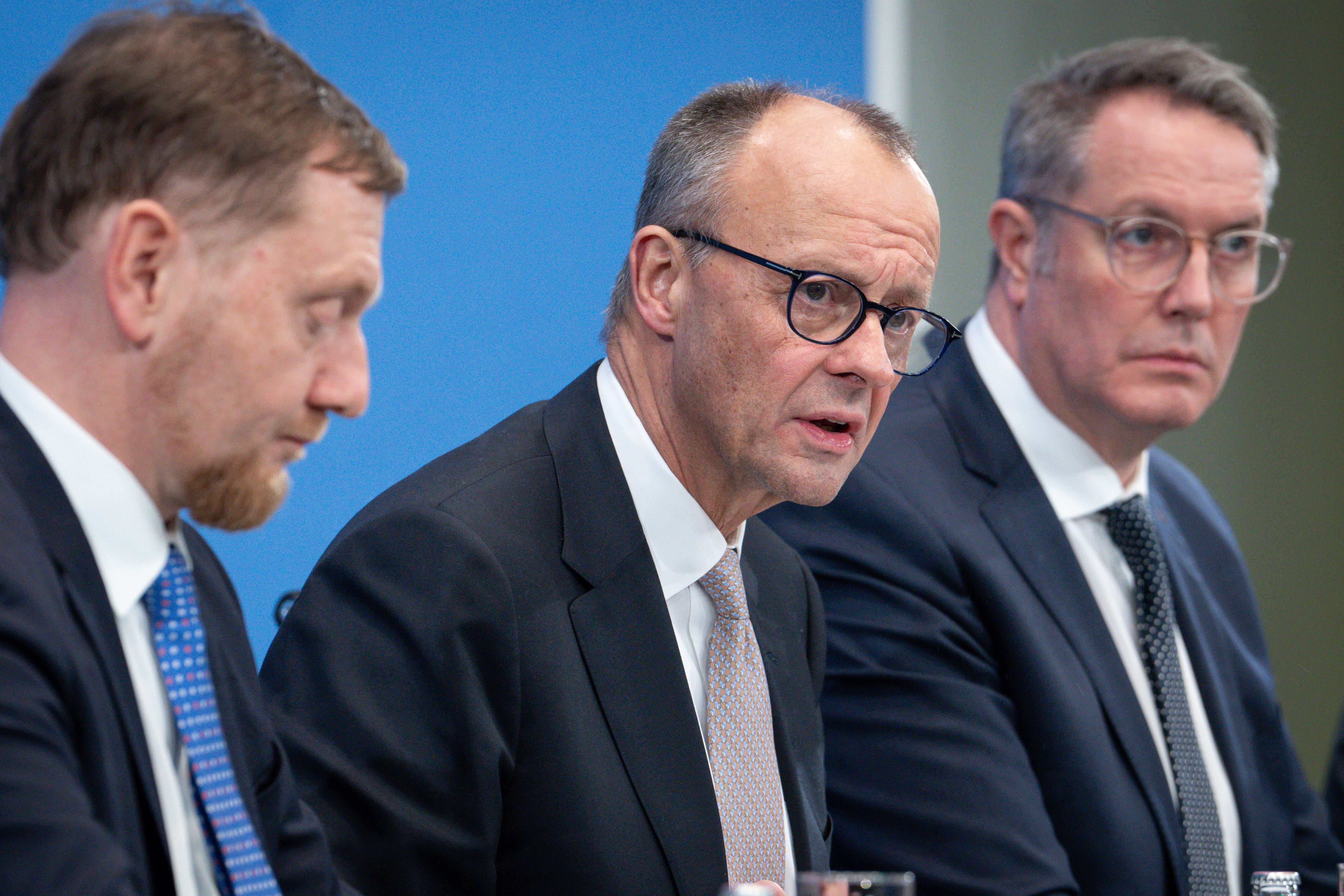 Bundeskanzler Friedrich Merz bei der Pressekonferenz zur Ministerpräsidentenkonferenz