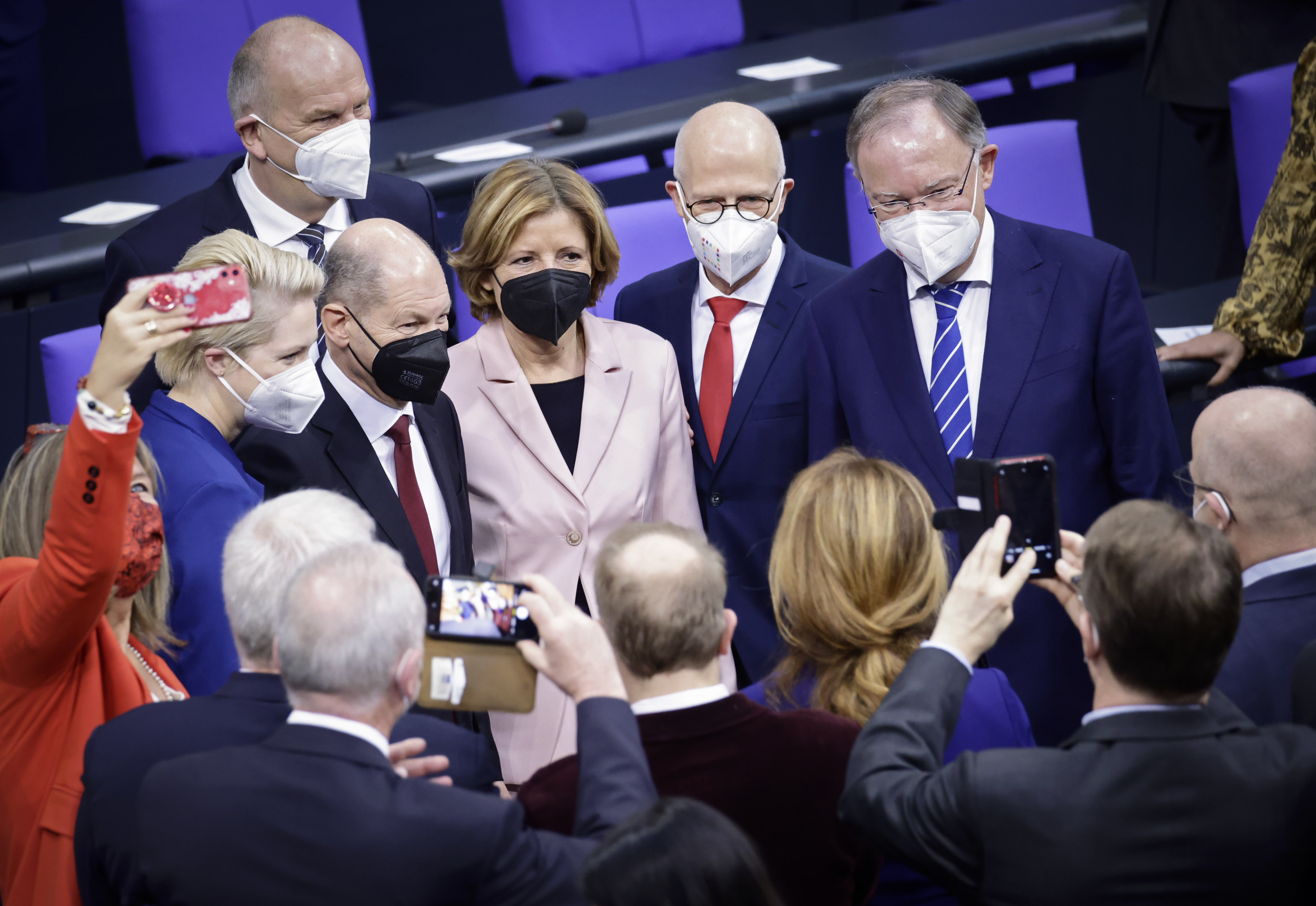 Ein besonderer Tag: In der SPD herrscht nach der Wahl von Olaf Scholz zum Bundeskanzler große Freude.