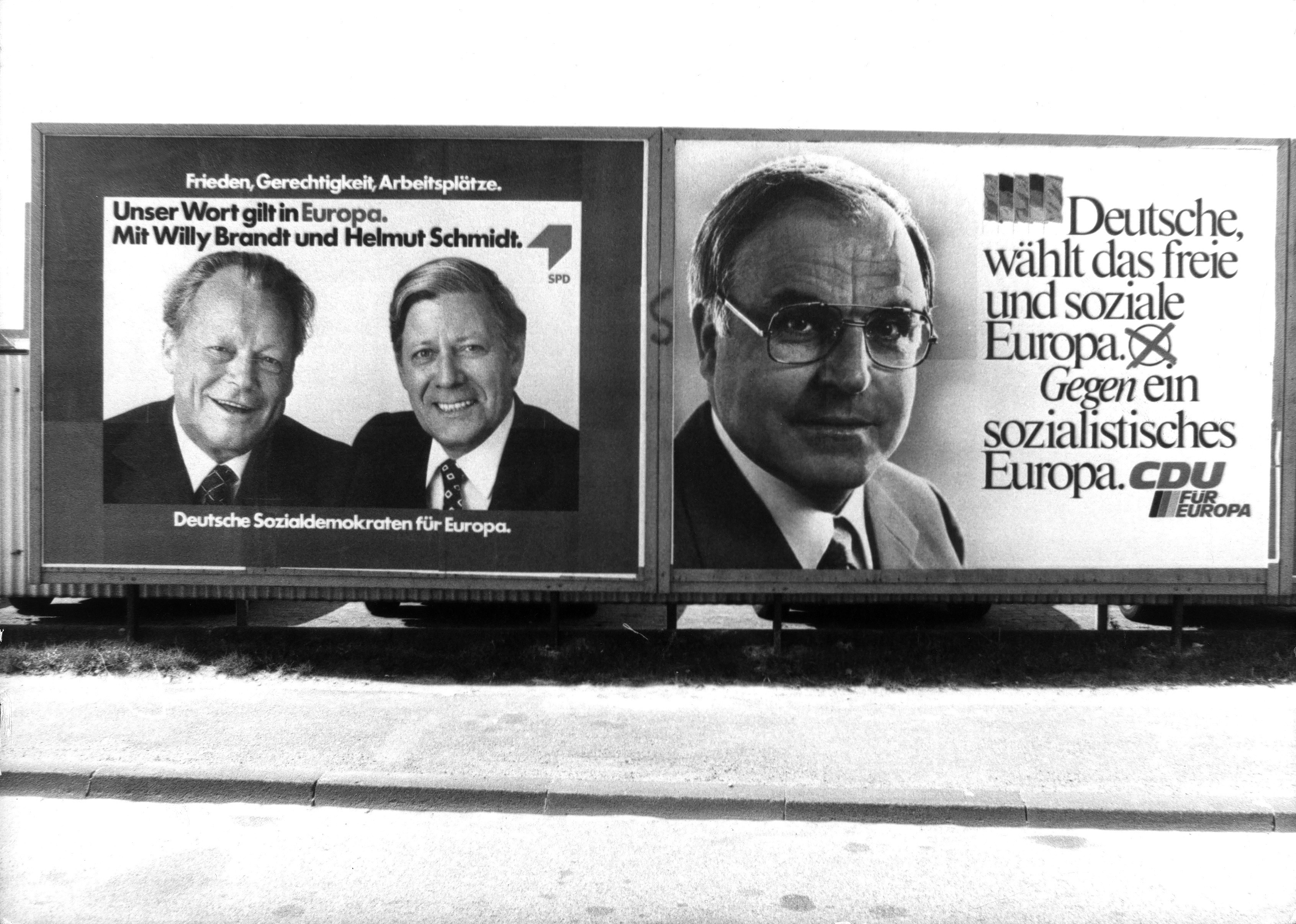 Europawahl 1979: Wahlplakat mit dem SPD-Spitzenkandidaten Willy Brandt (l.) und Bundeskanzler Helmut Schmidt.