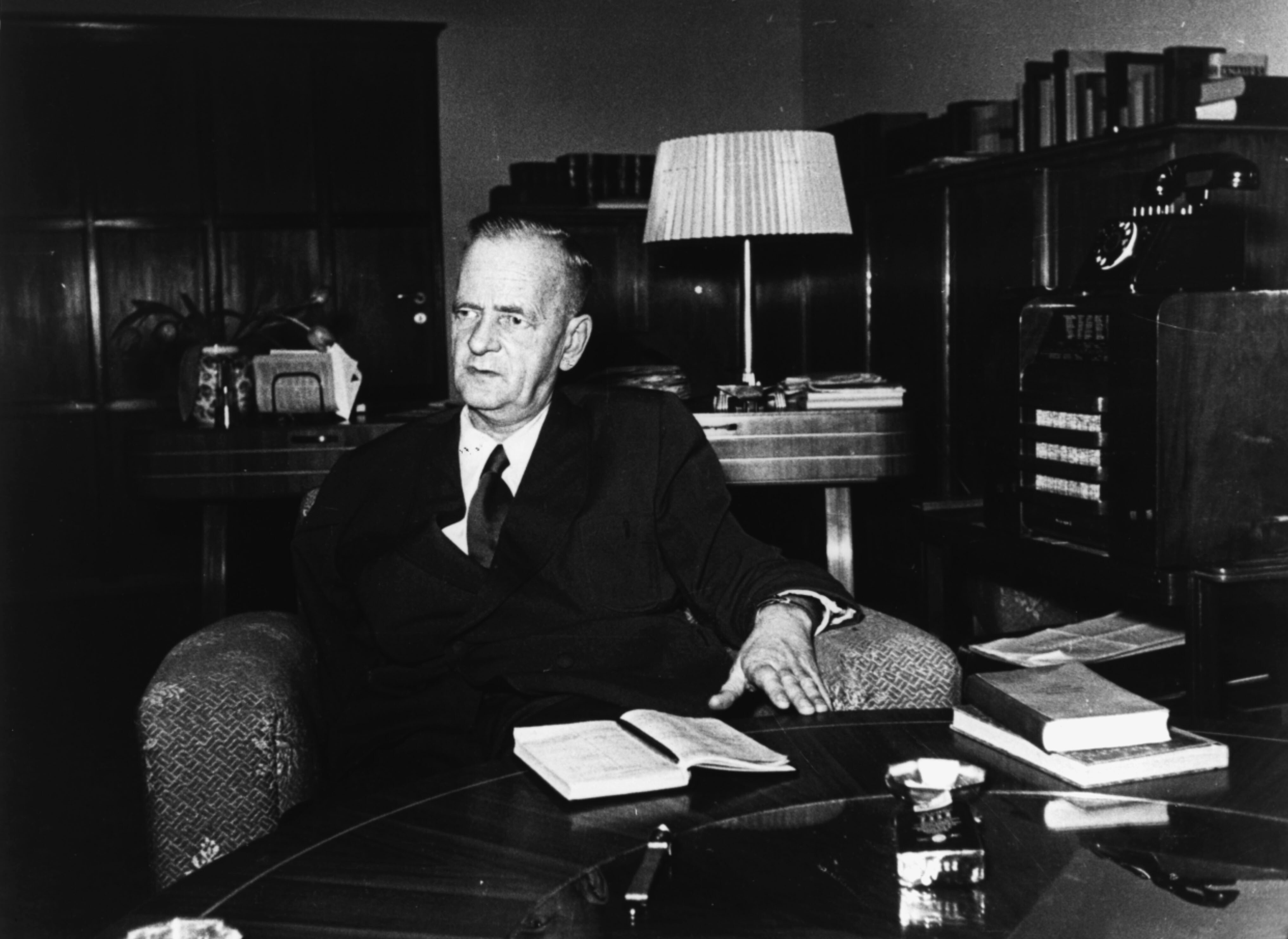 Durchsetzungsstarker und leidenschaftlicher Politiker an die Spitze der Sozialdemokratie: Kurt Schumacher