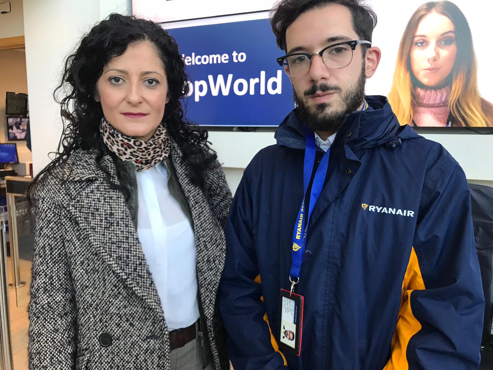 Mit drei Ryanair-Mitarbeitern flog die SPD-Bundestagsabgeordente Cansel Kiziltepe in der vergangenen Woche nach Dublin. Einer von ihnen wurde nun gekündigt.