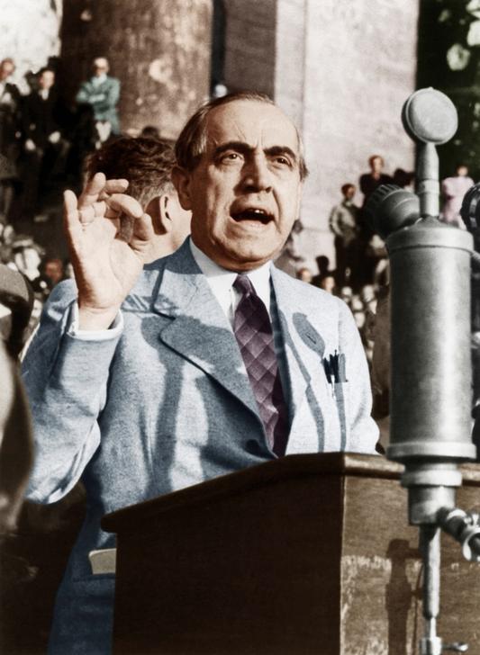 Ernst Reuter während seiner Rede am 9. September 1948.