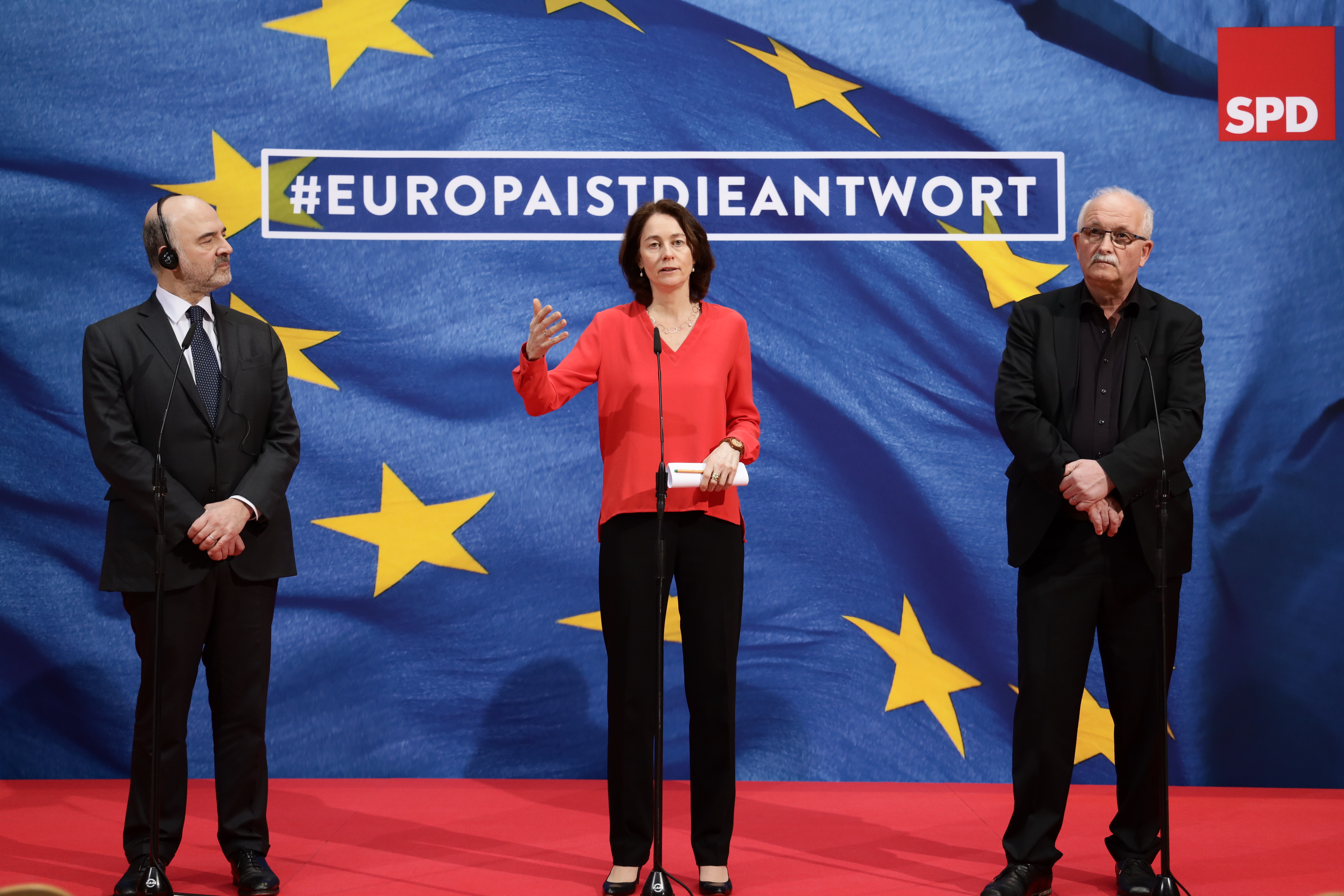Pierre Moscovici, Katarina Barley und Udo Bullmann (v.l.) machen sich für eine europäische Digitalsteuer stark.