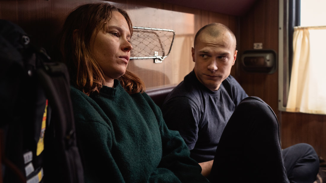 Leichtigkeit und Tiefe: Laura (Seidi Haarla) und Ljoha (Yuriy Borisov) kommen sich mühsam näher.