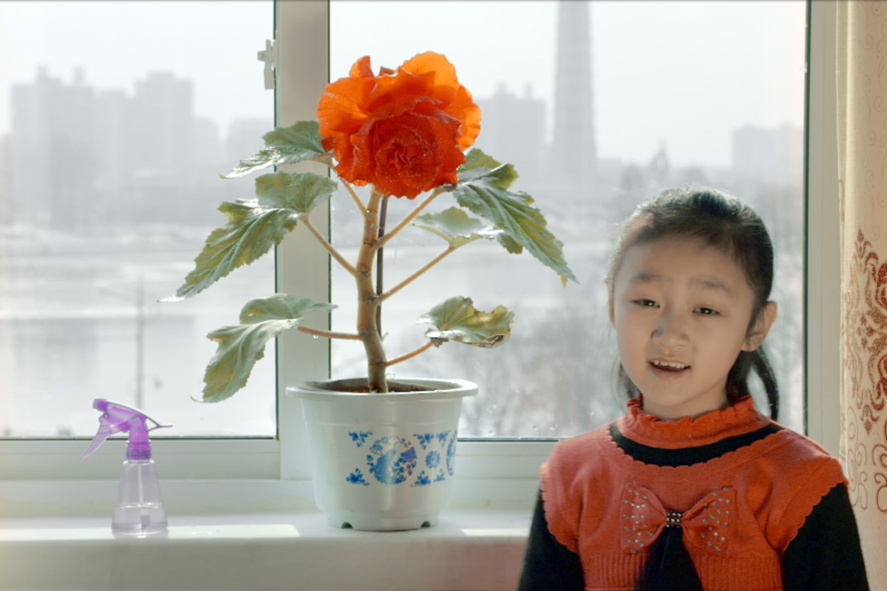 Stolze Jungpionierin: Was hält das Leben für Zin-mi bereit?