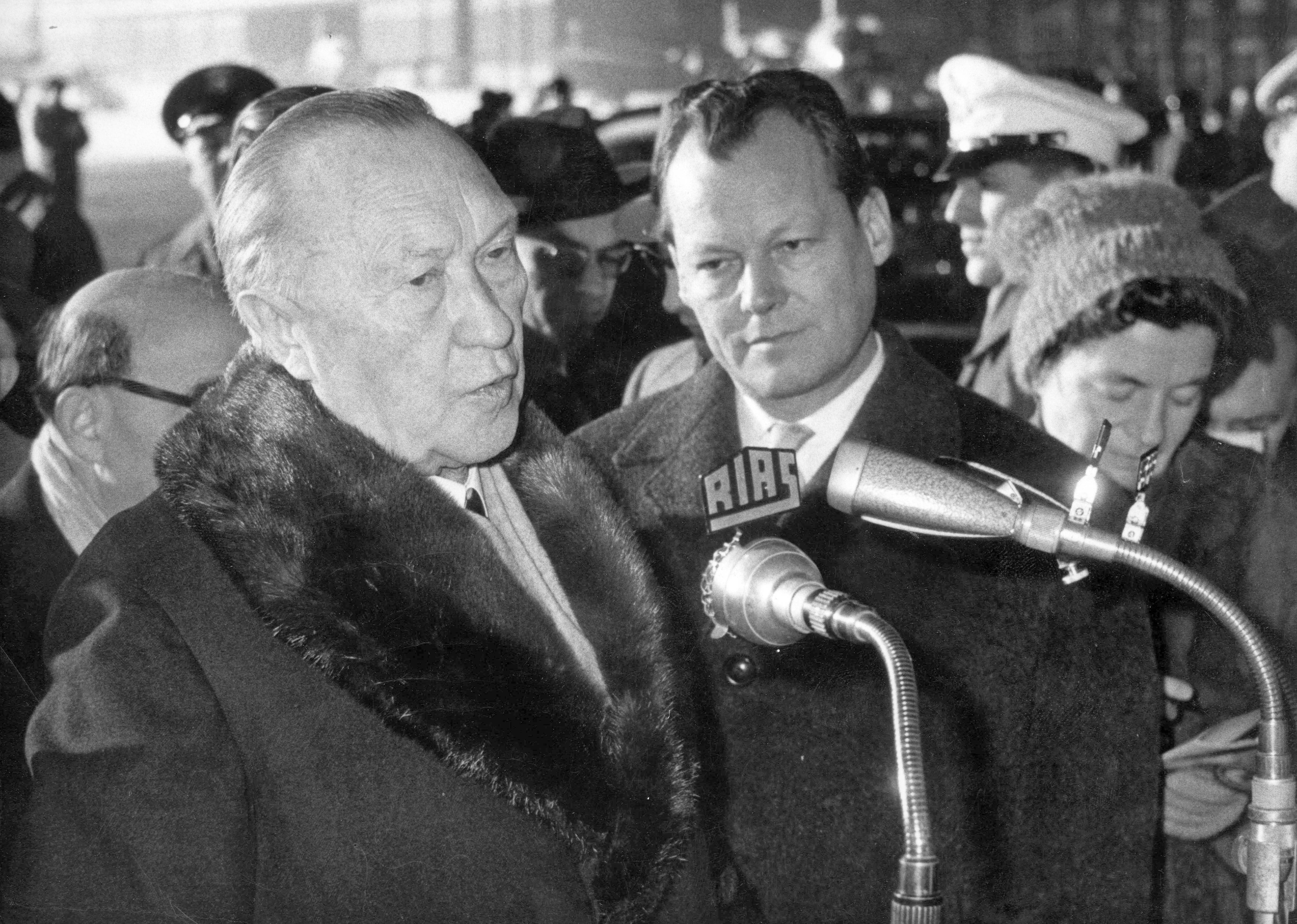 Angst vor der SPD: Konrad Adenauer mit Willy Brandt 1960
