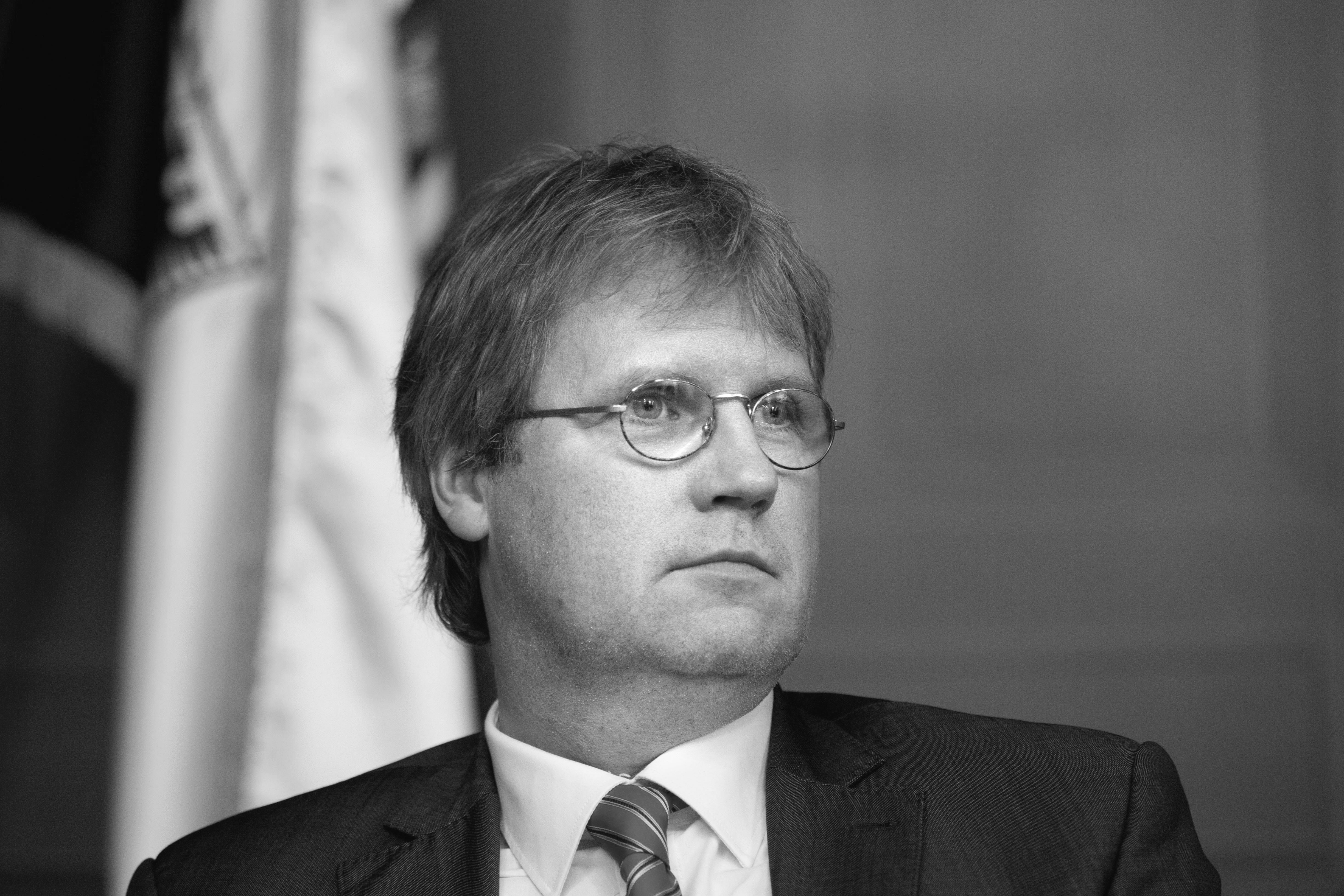 Es bleibt eine Lücke im Herzen: Im Alter von 60 Jahren ist der ehemalige stellvertretende SPD-Vorsitzende Jens Bullerjahn gestorben.