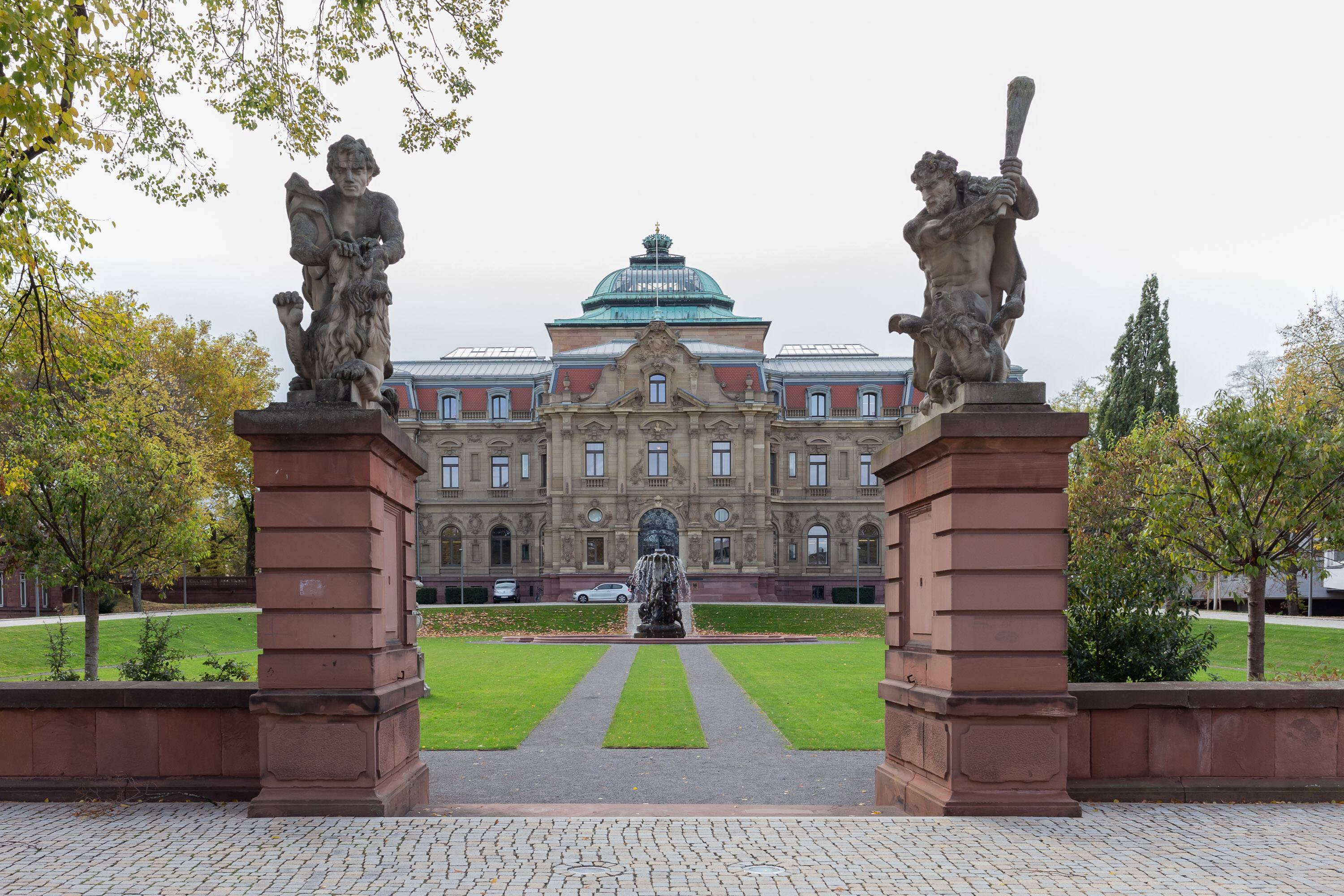 Der Bundesgerichtshof in Karlsuhe: hier sein Hauptgebäude, das ehemaliges Erbgroßherzogliche Palais