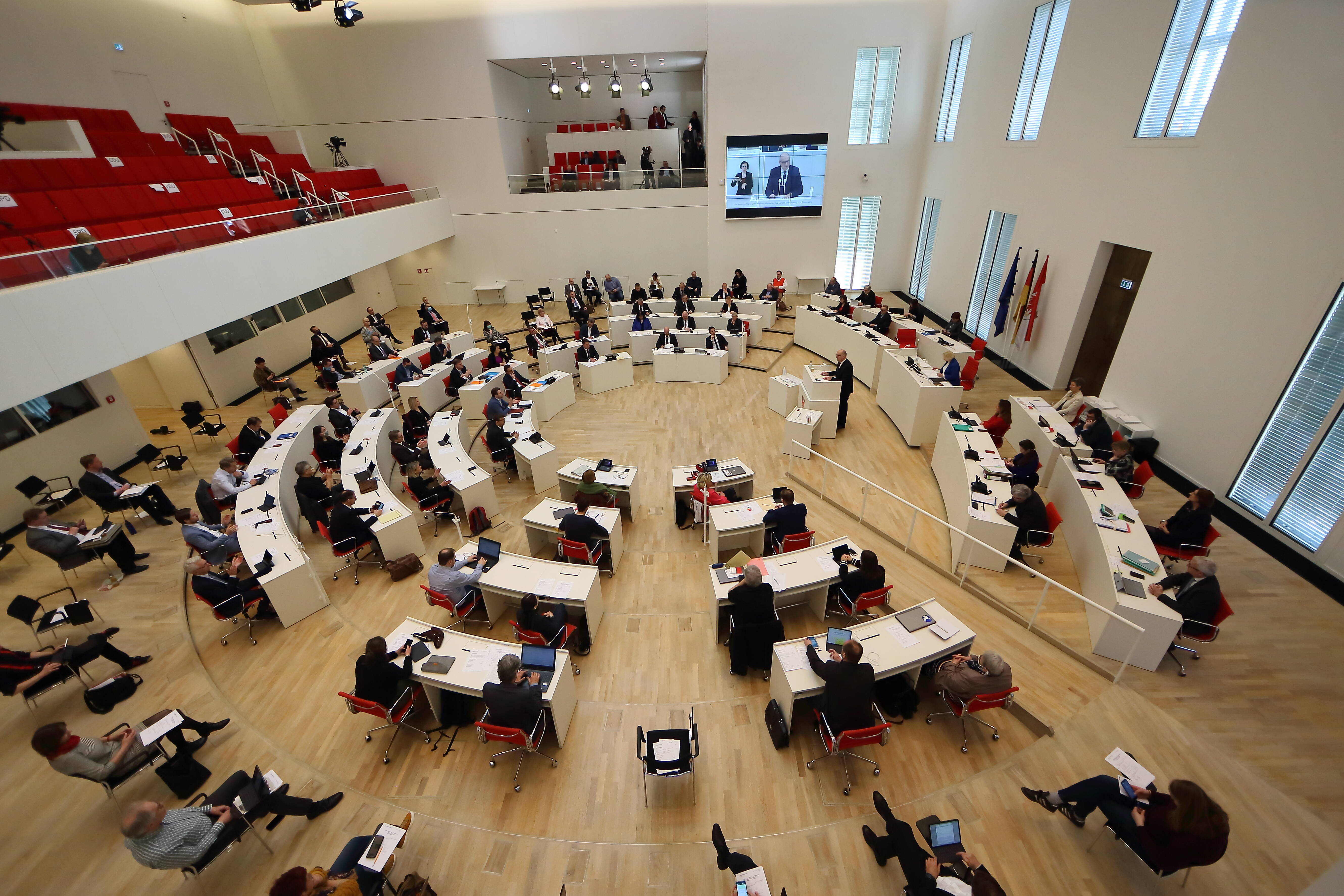 Parität bei den Parteilisten für Landtagswahlen in Brandenburg dürfen nicht per Gesetz erzwungen werden, urteilte nun das Landesverfassungsgericht.