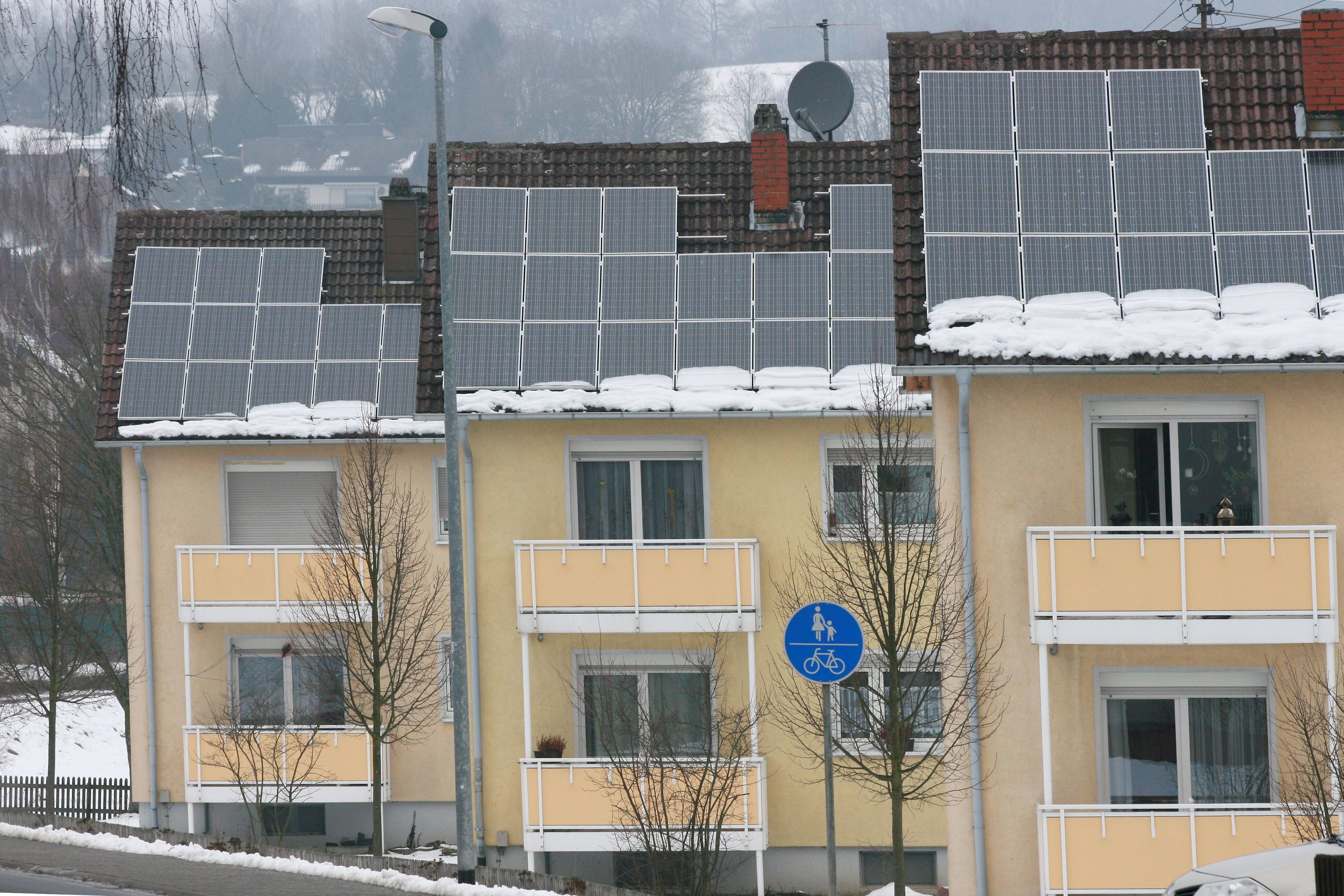 Mehr Solarzellen für Mehrfamilienhäuser: Die EEG-Novelle erleichtert auch „Mieterstrom“.