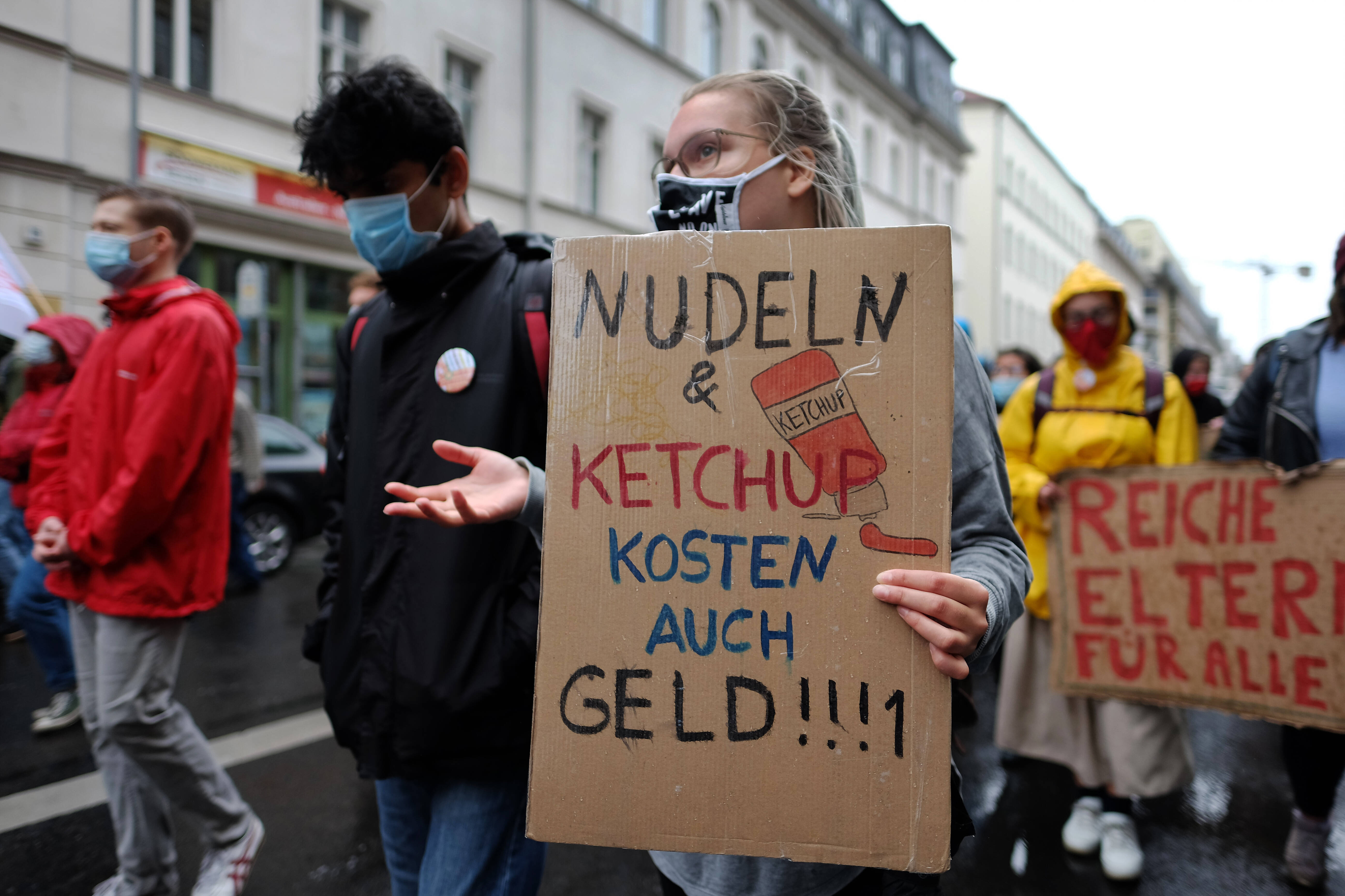 Studierendende leiden unter der Coronakrise und machen seit letztem Jahr auf ihre Lage aufmerksam.