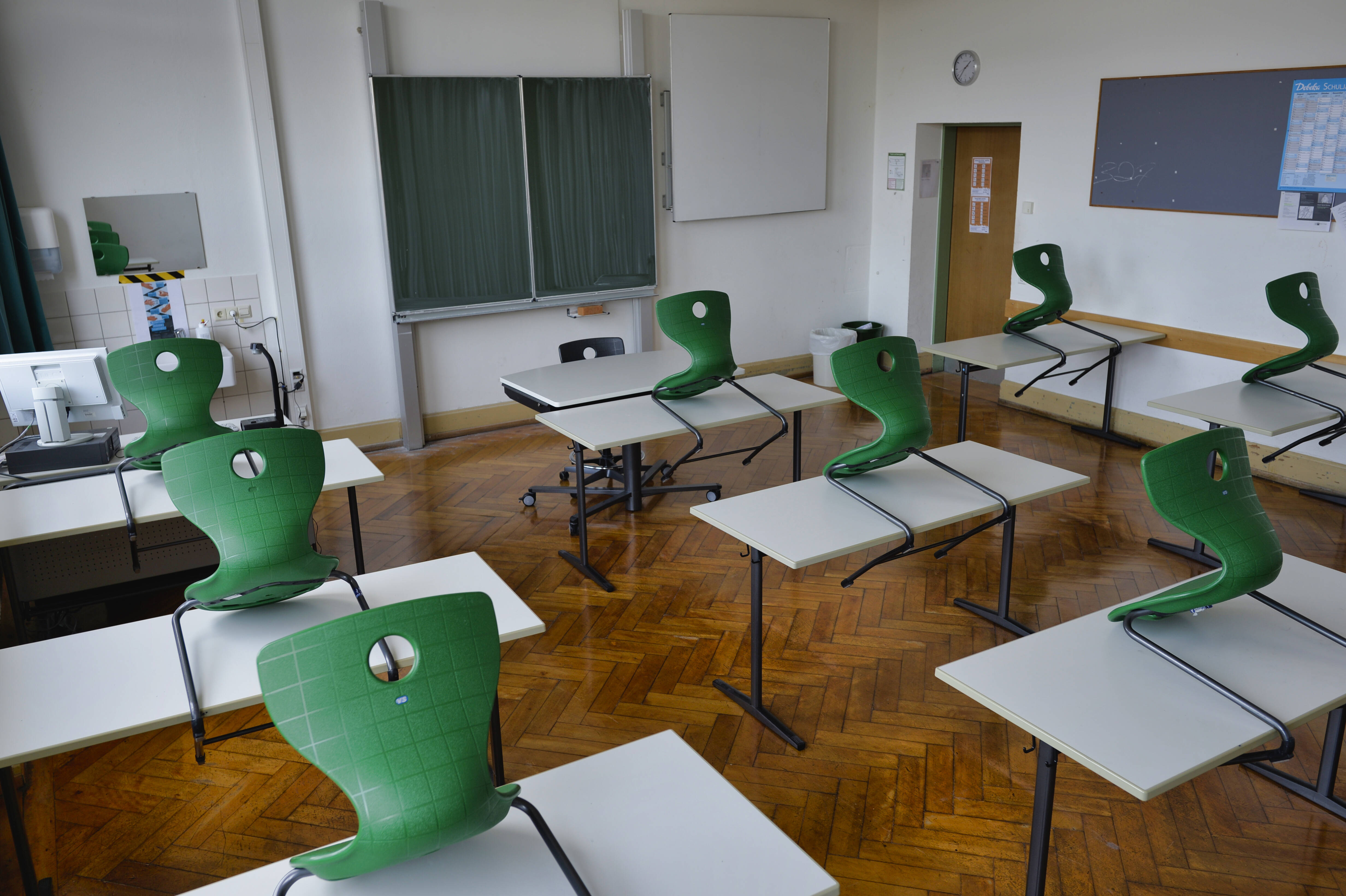 Schule in Corona-Zeiten: Es muss darum gehen, möglichst lange einen normalen Schulbetrieb zu gewährleisten, sagt René Mounajed, Leiter der Robert-Bosch-Gesamtschule in Hildesheim.