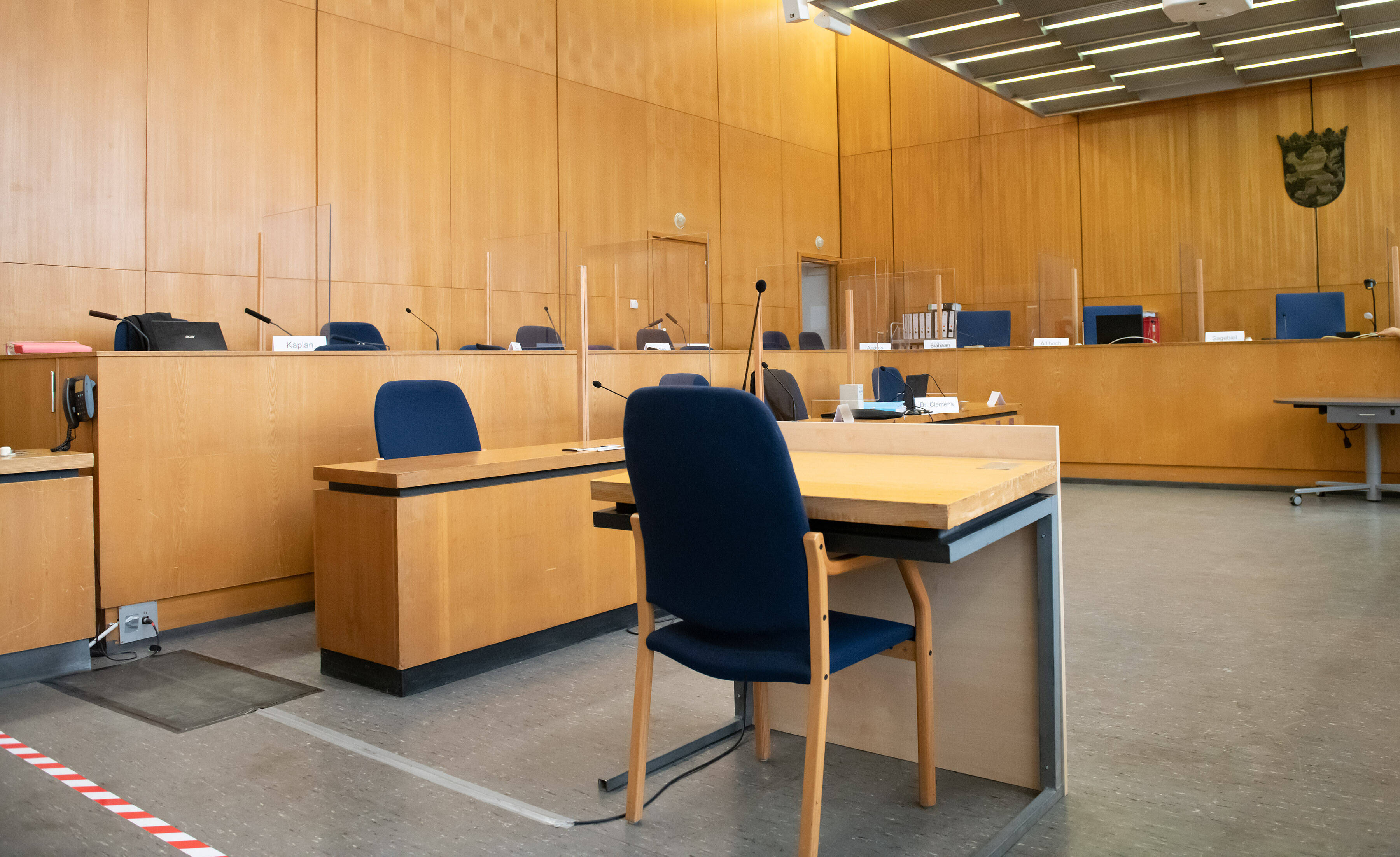Der Angeklagte Stephan E. wurde am Donnerstag vom Psychiater Norbert Leygraf begutachtet.