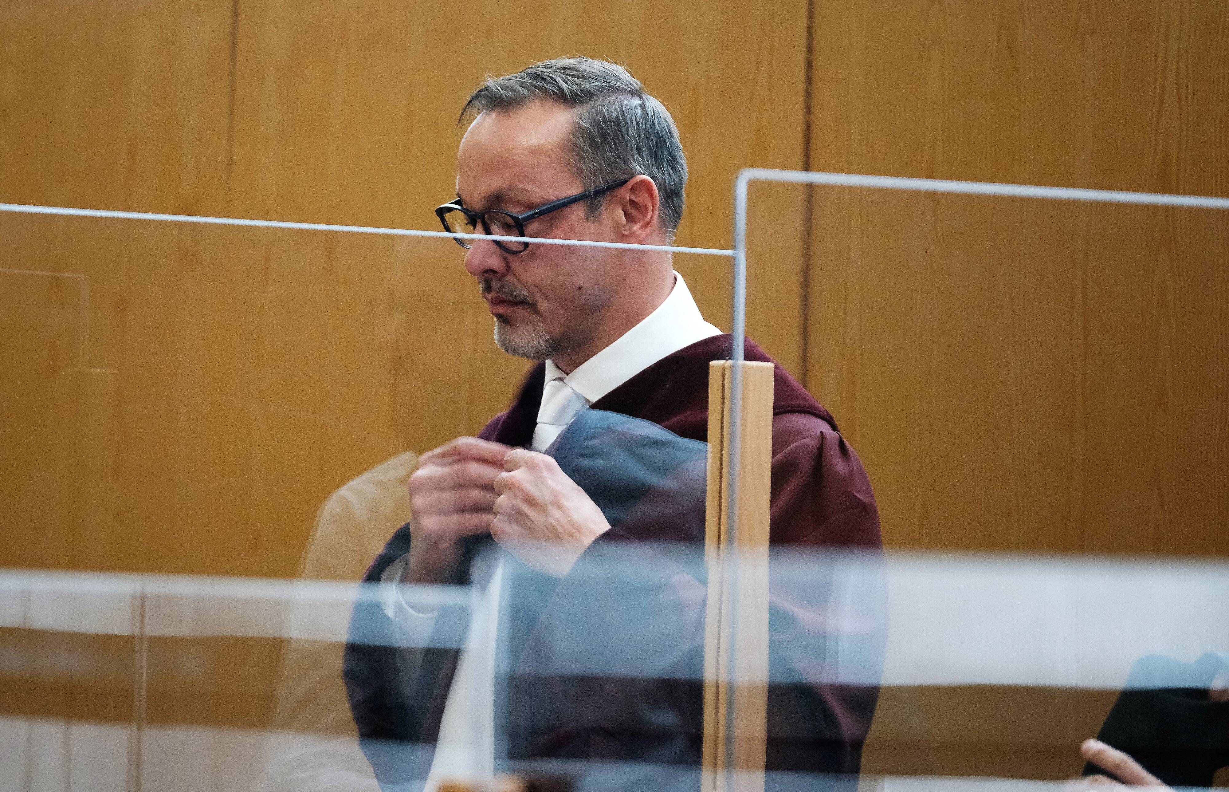 Plädiert für lebenslange Haft im Lübcke-Prozess: Oberstaatsanwalt Dieter Killmer