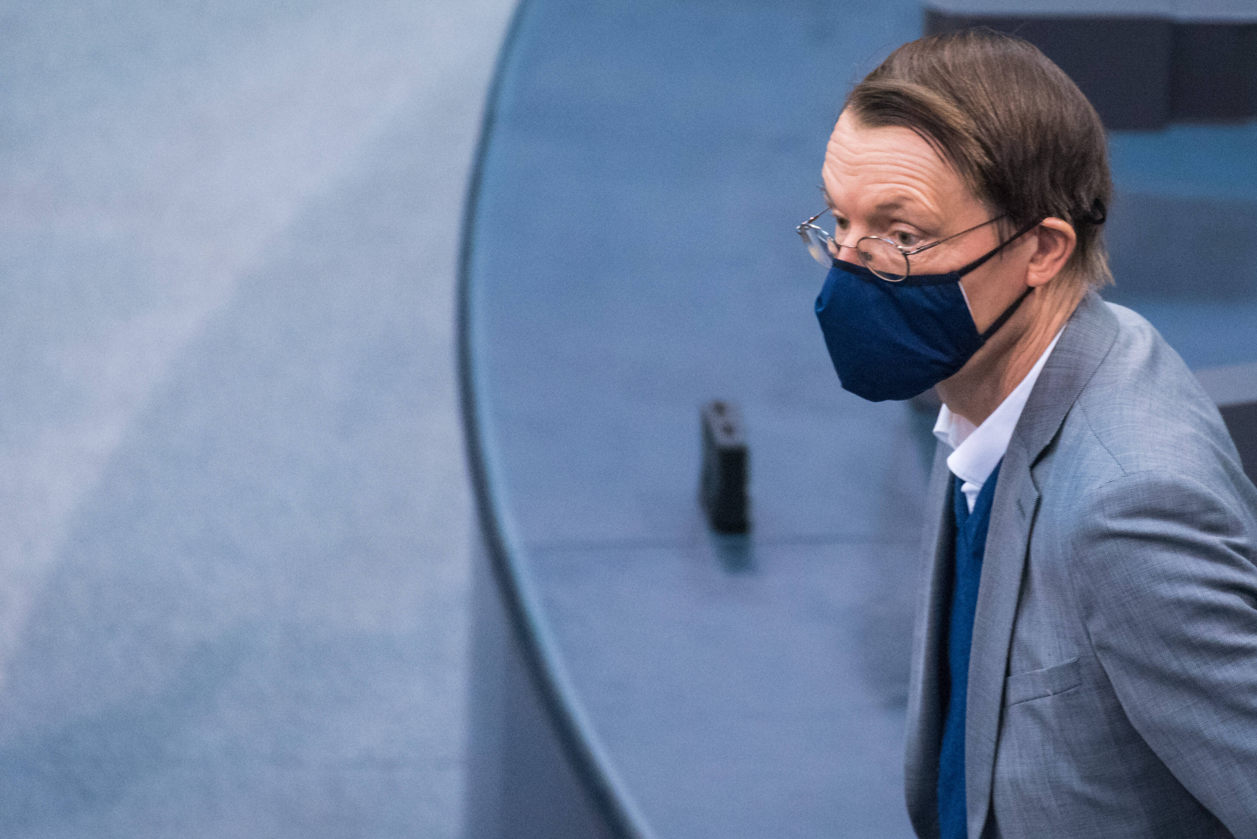 SPD-Gesundheitsexperte Karl Lauterbach: Ich hoffe sehr, dass es zwischen Weihnachten und Neujahr nicht zu einem Wiederanstieg der Fallzahlen kommen wird.