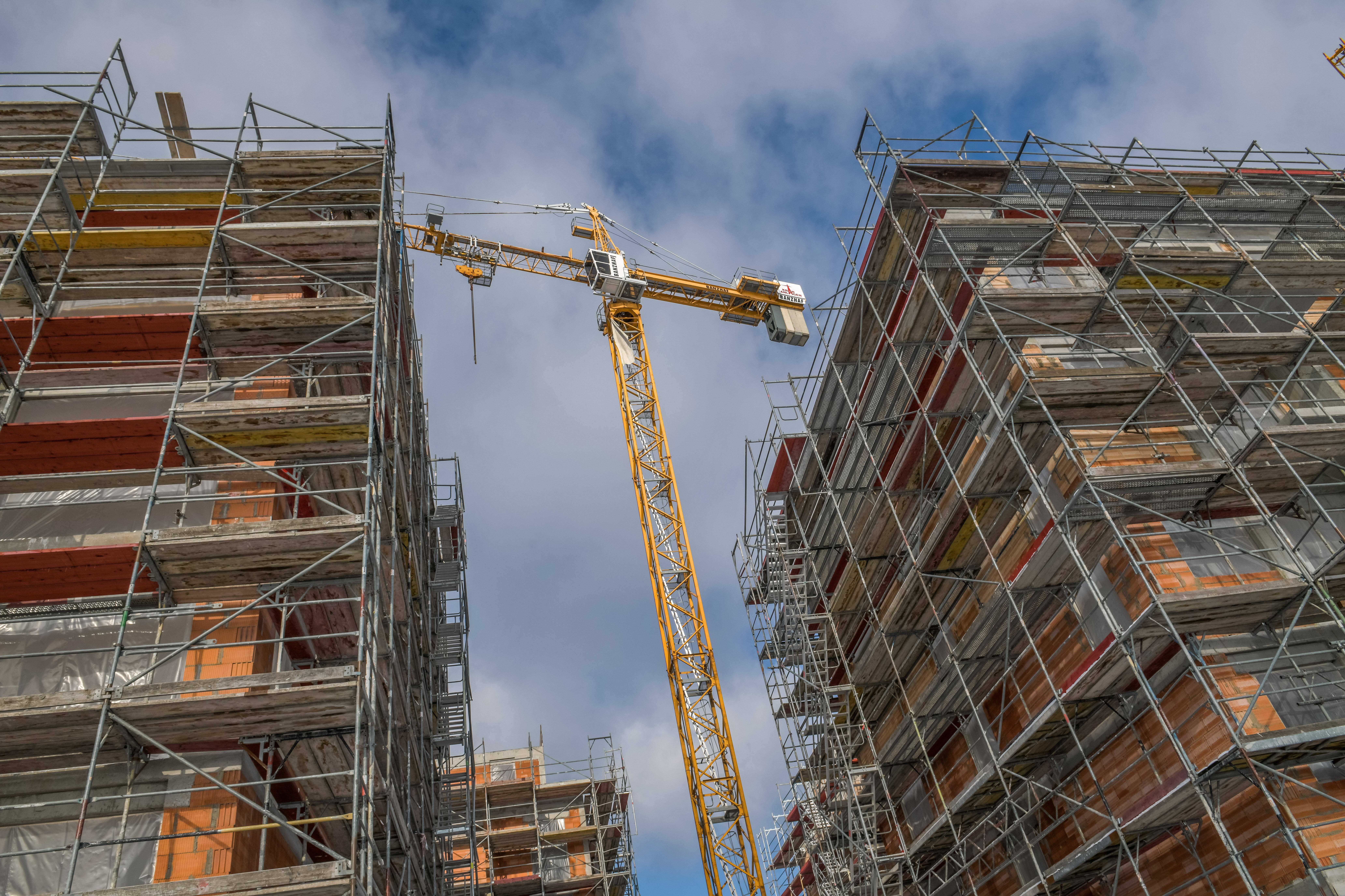 Umbau und Neubau, günstig und klimafreundlich: Für die Bauwirtschaft ein schwieriger Spagat.