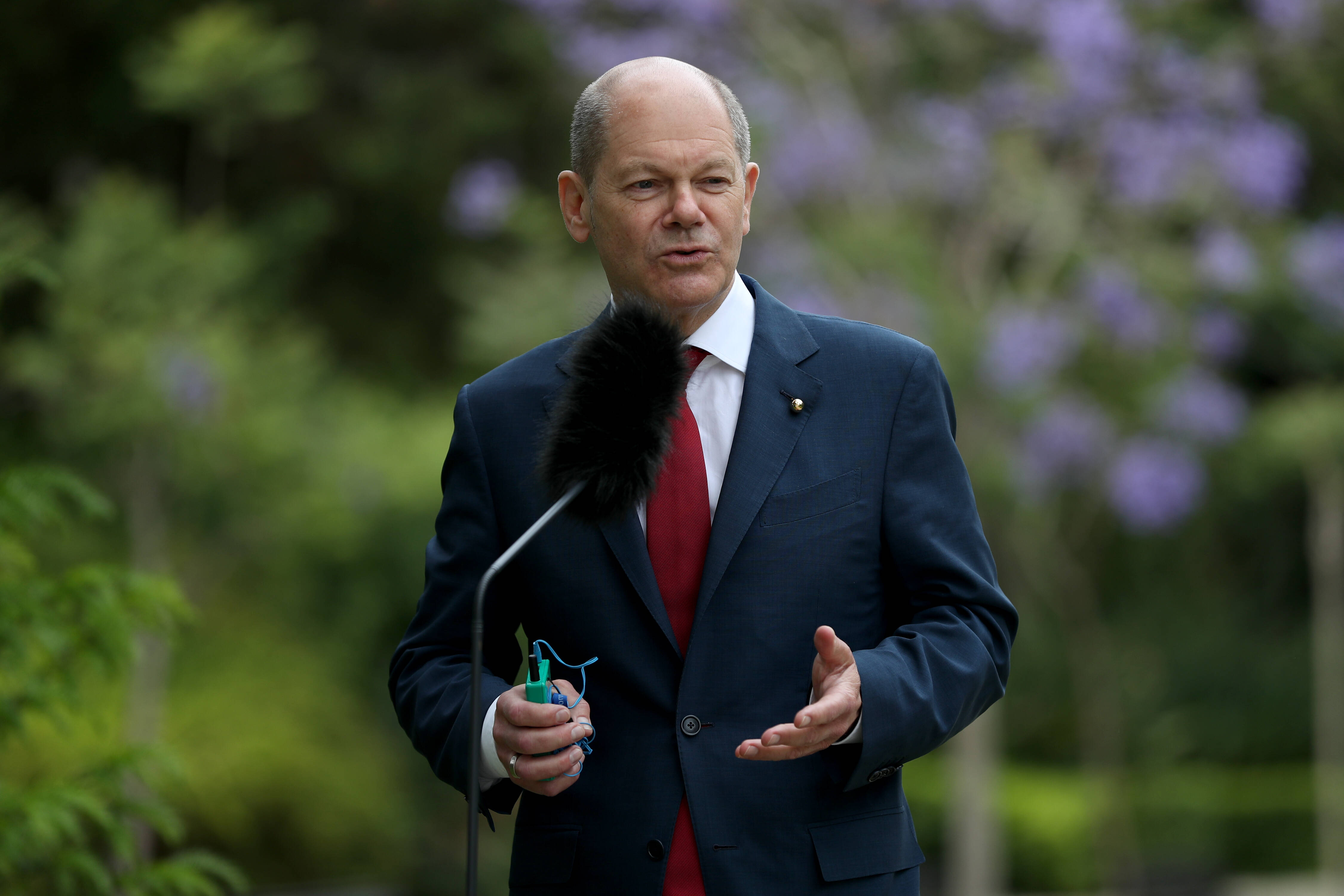 Im Einsatz für ein starkes Europa: Vizekanzler und SPD-Kanzlerkandidat Olaf Scholz am 22. Mai 2021 in Portugal nach seinem Treffen mit Ministerpräsident Antonio Costa