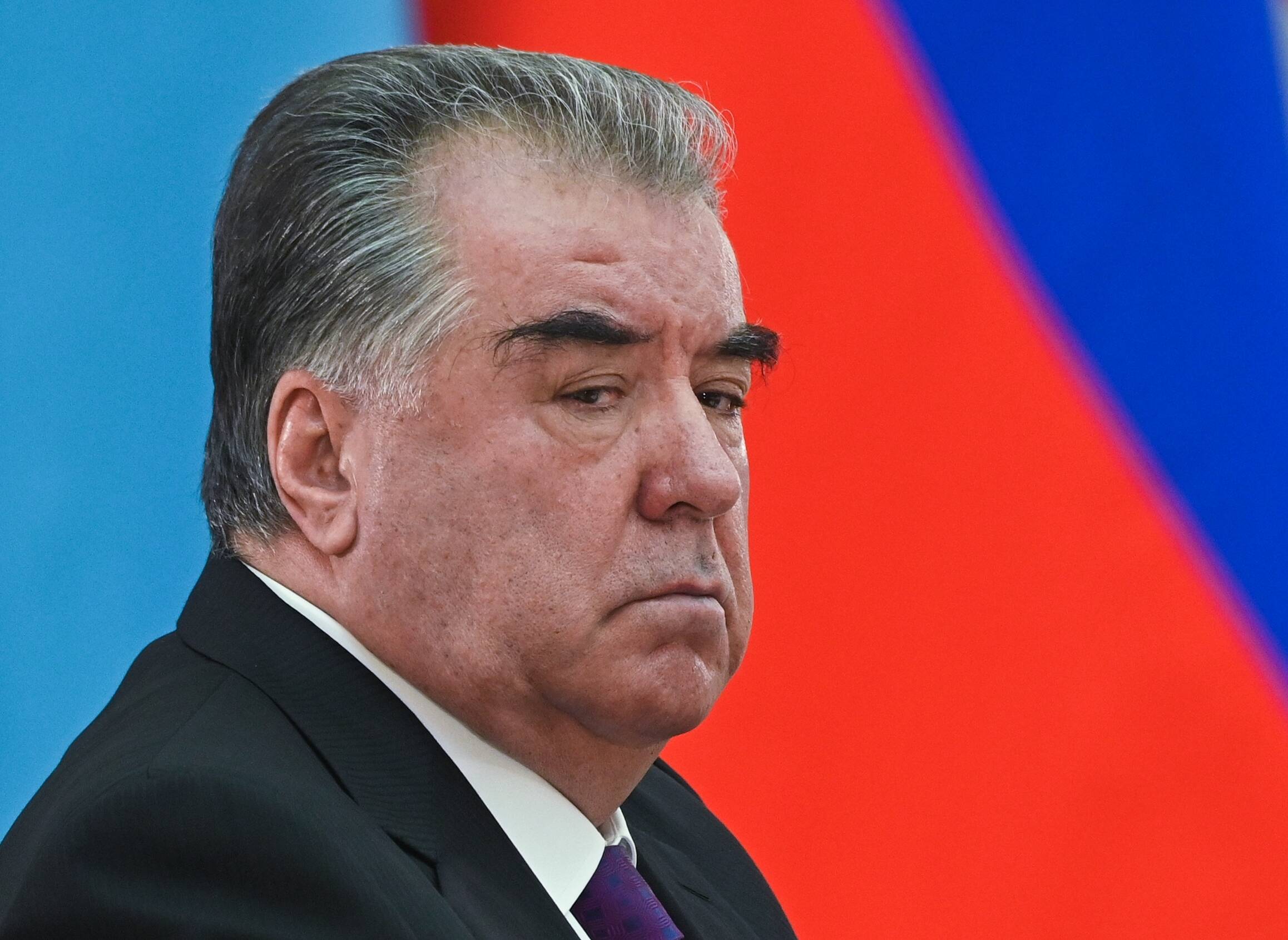Präsident Emomali Rakhmon hat früh in Tadschikistan eine Impfpflicht eingeführt.