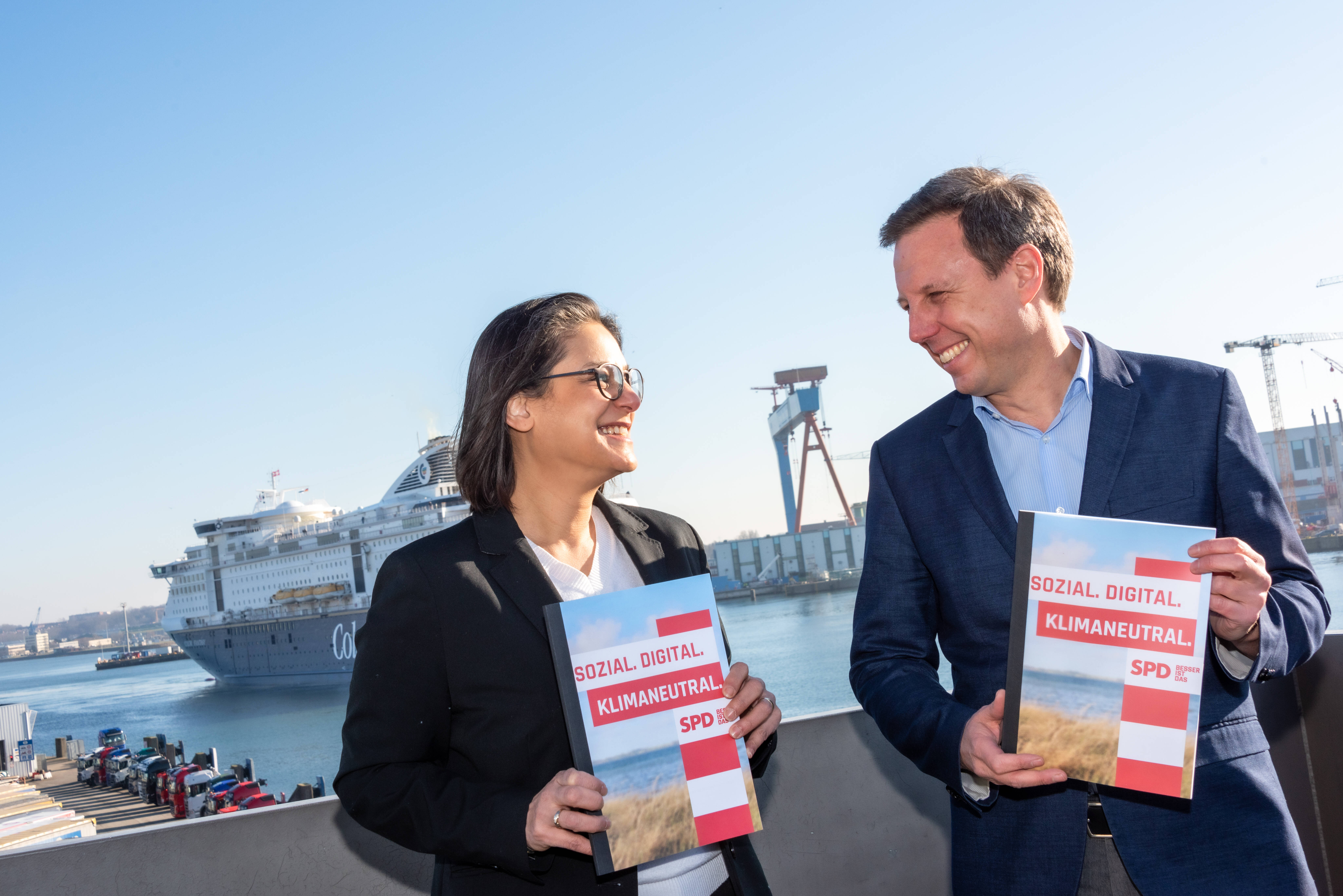 Serpil Midyatli und Thomas Losse-Müller im Landtagswahlkampf: Sie wollen die SPD in Schleswig-Holstein auch künftig gemeinsam führen, mit unterschiedlichen Aufgaben.
