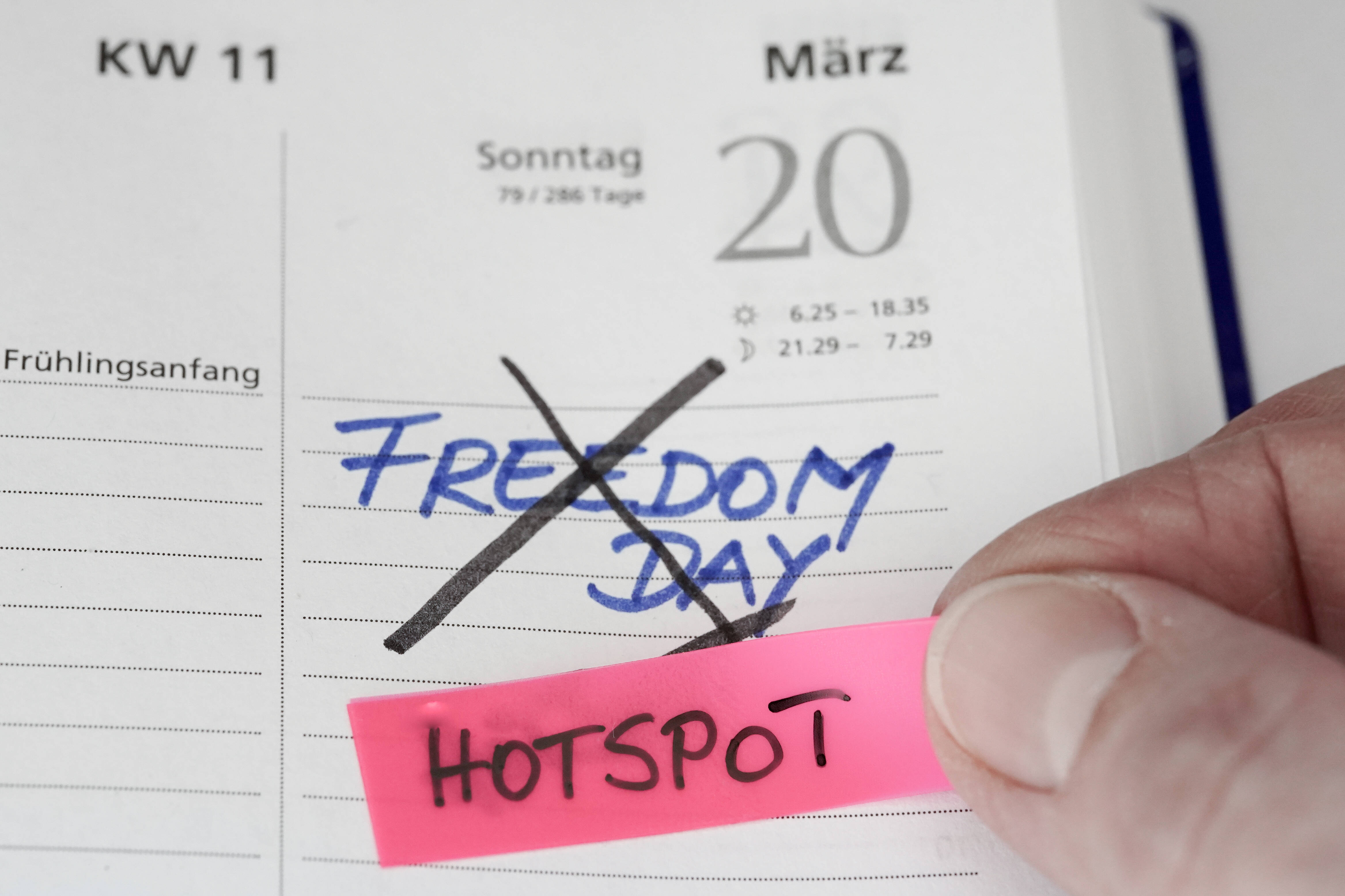 Kein „Freedom Day“, aber das Ende vieler Corona-Maßnahmen: Der Bundestag hat das veränderte Infektionsschutzgesetz beschlossen.