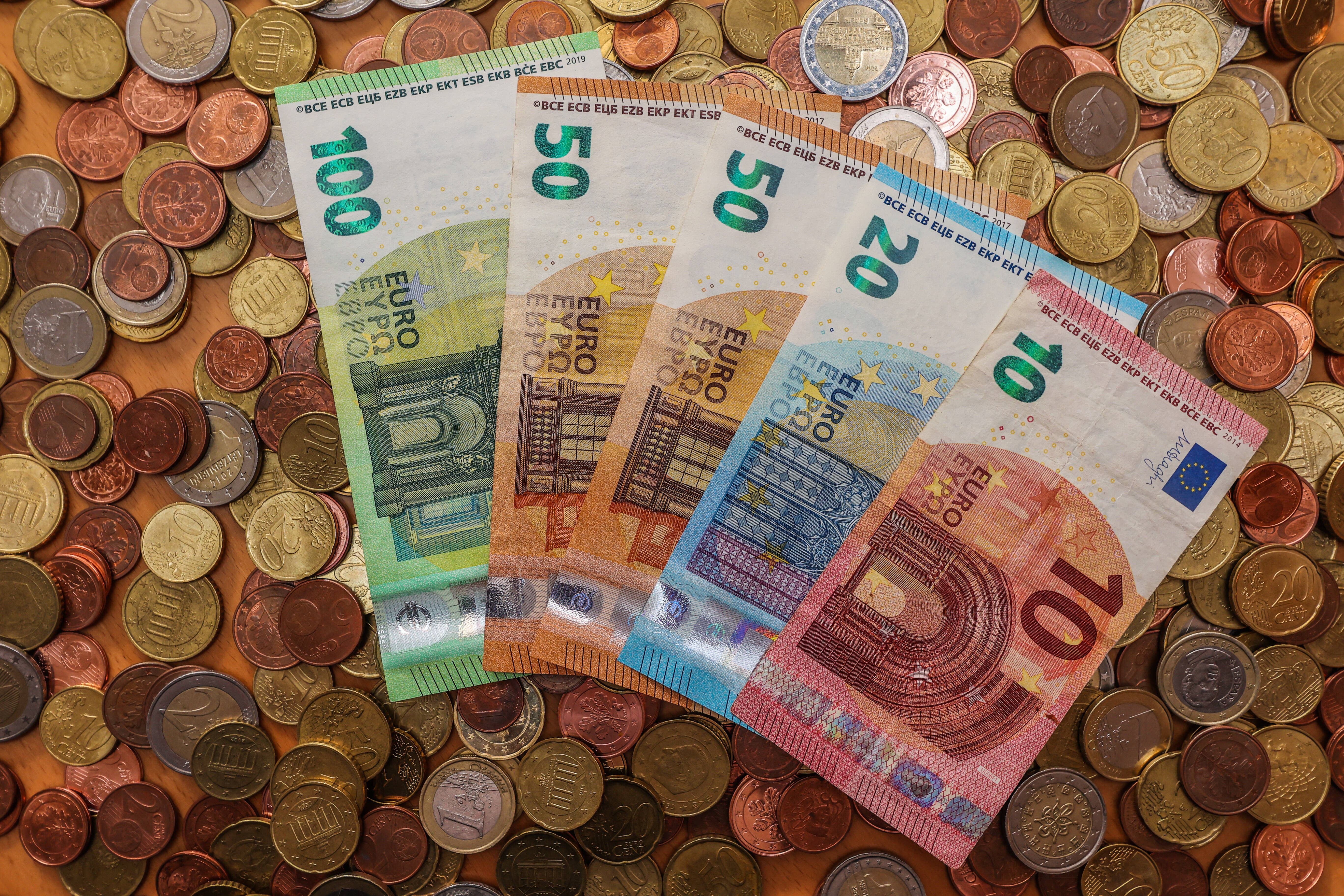 Für Norbert Walter-Borjans sind nicht nur in Krisenzeiten gerecht verteilte Steuern das richtige Finanzierungsinstrument.