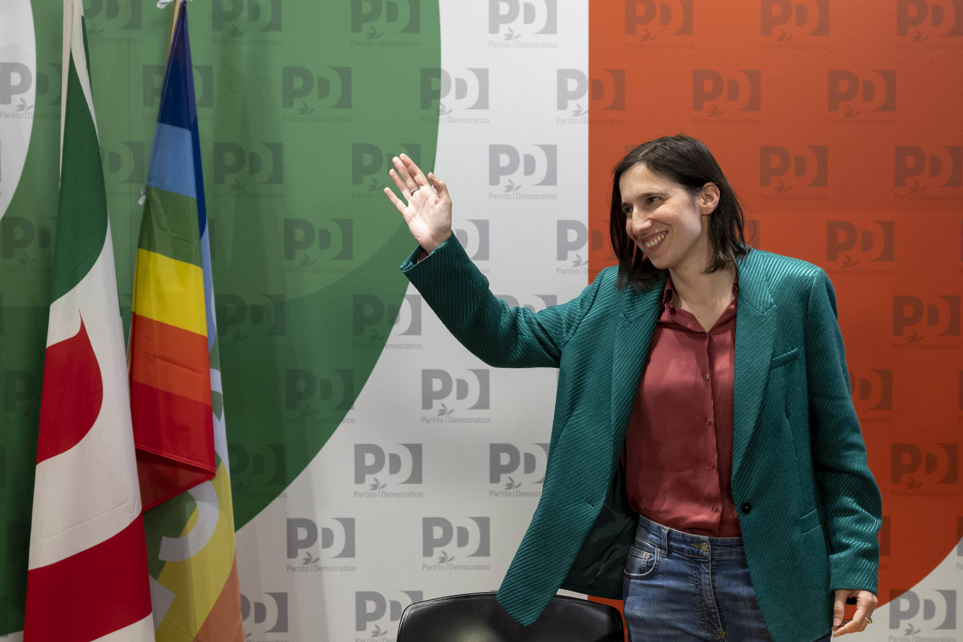 Mit Elly Schlein steht zum ersten Mal eine Frau an der Spitze der PD.