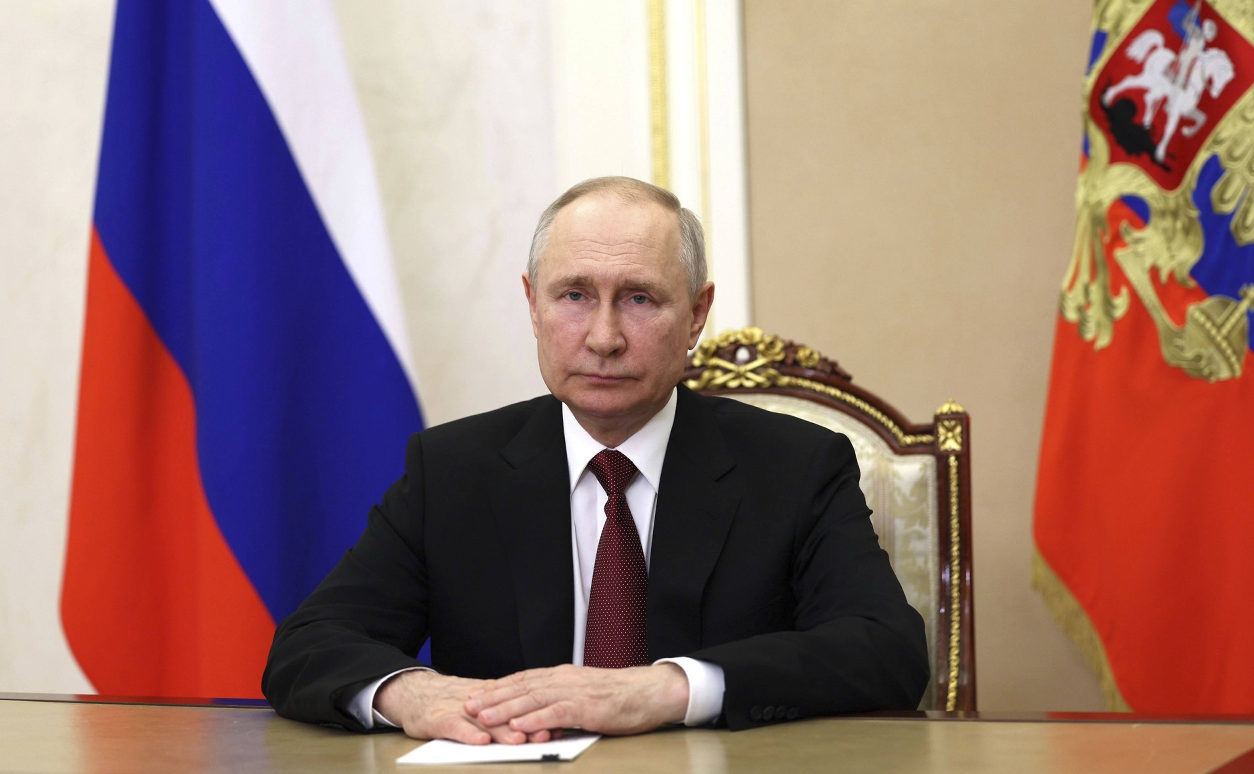Das Vertrauen in Putin ist erschüttert, glaubt der außenpolitische Sprecher der SPD-Bundestagsfraktion.
